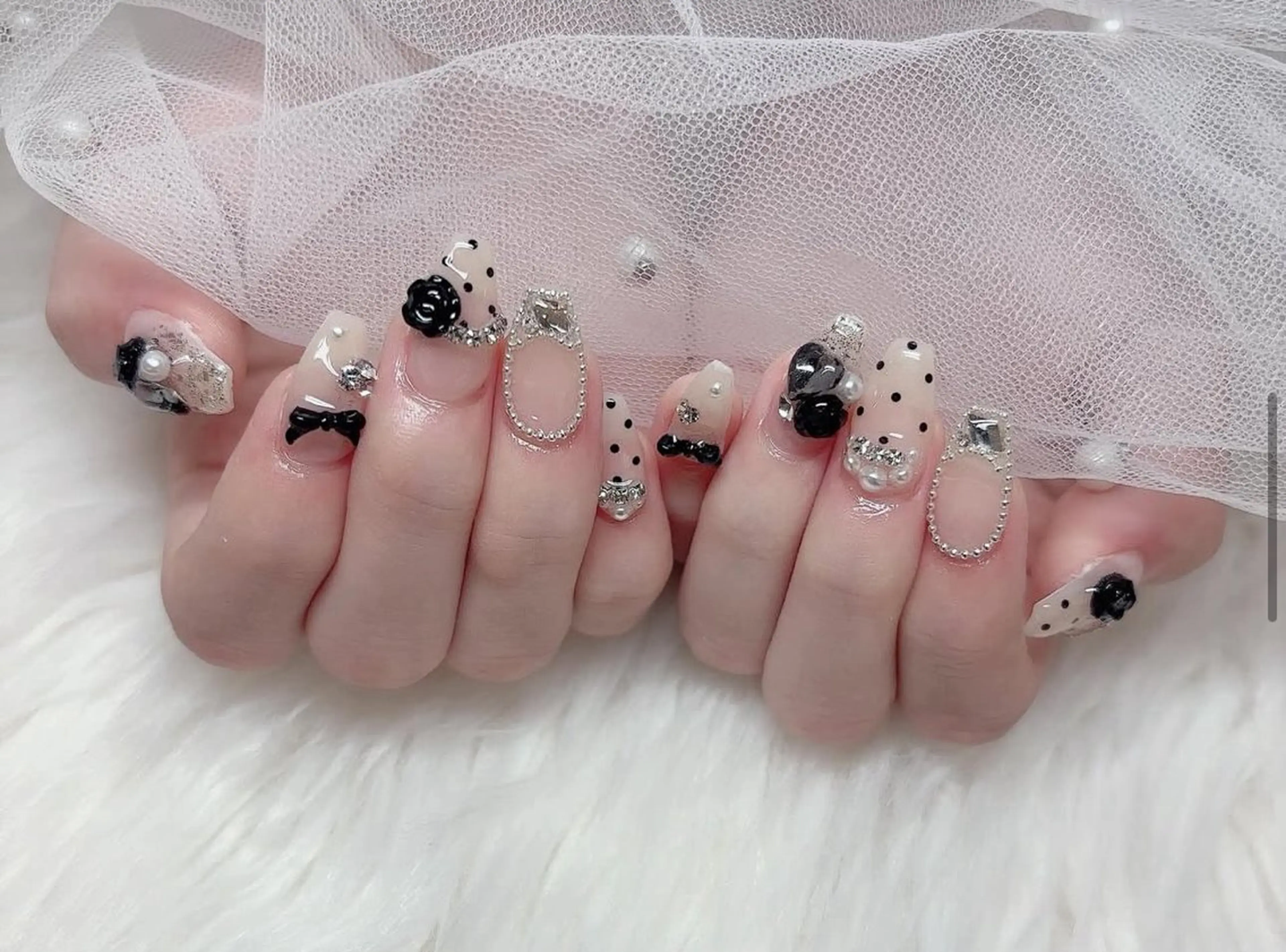 ネイル アートネイル フレンチネイル ジェルネイル 韓国ネイル マグネットネイル Lenie Nail Salonのネイルデザイン