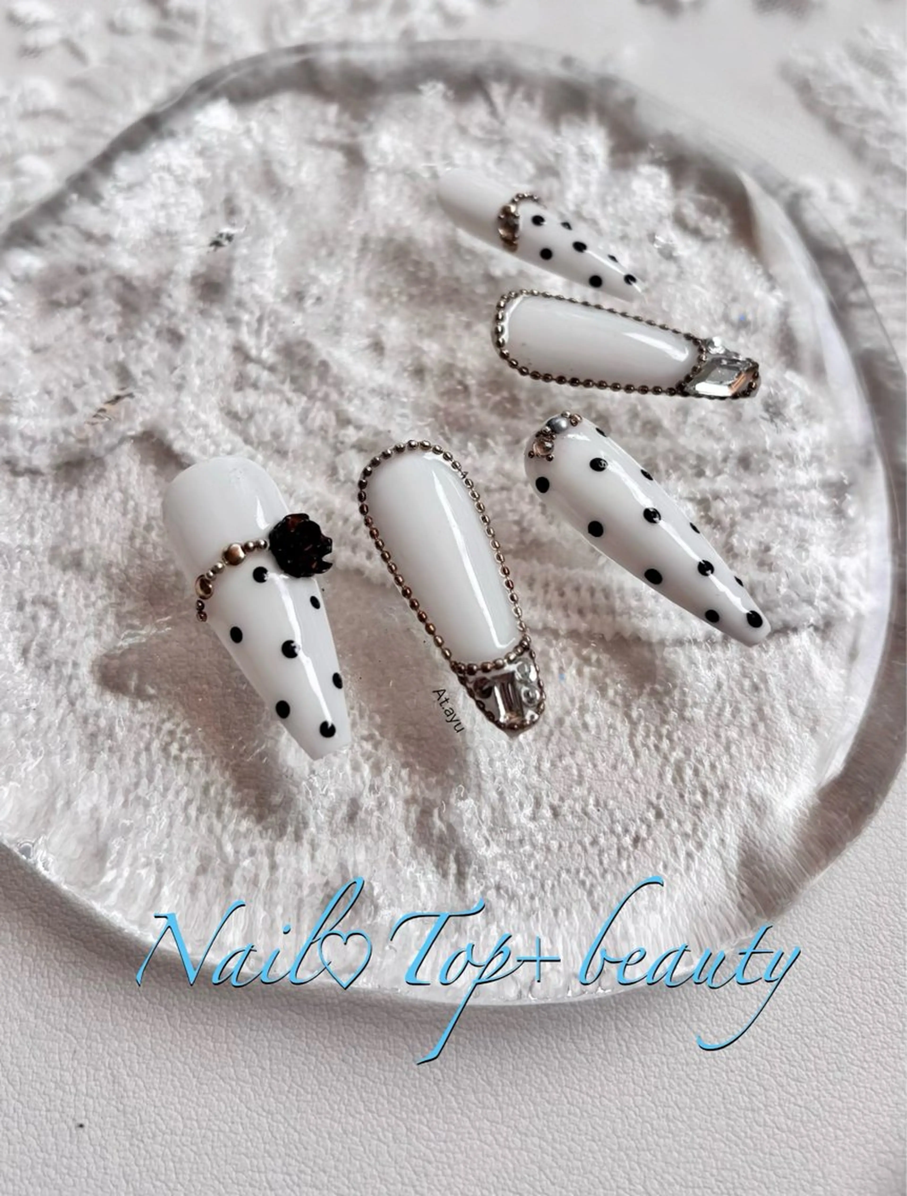 ネイル ドット T + B ❇︎ ayuのネイルデザイン