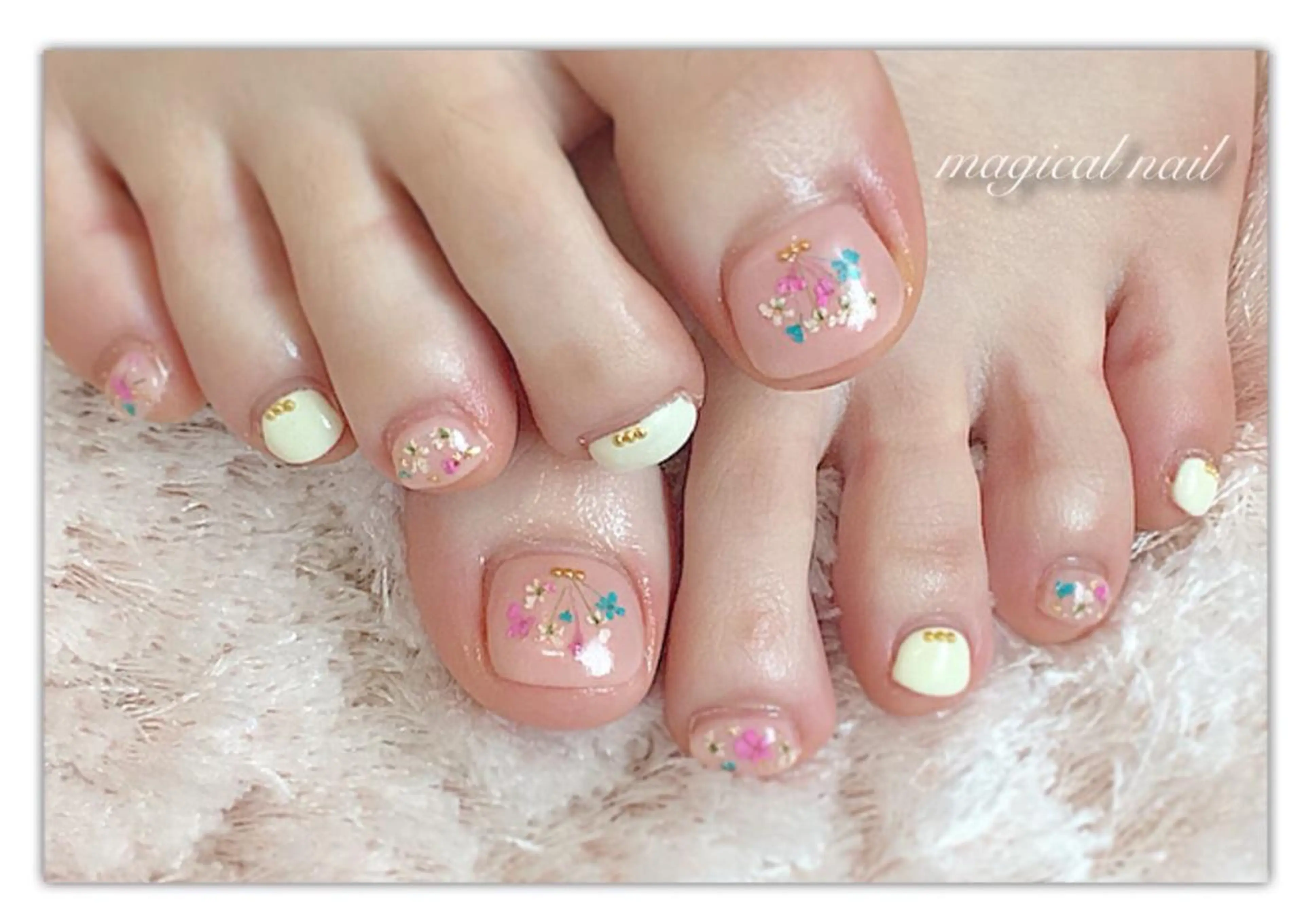 ネイル フットネイル magical nailのネイルデザイン