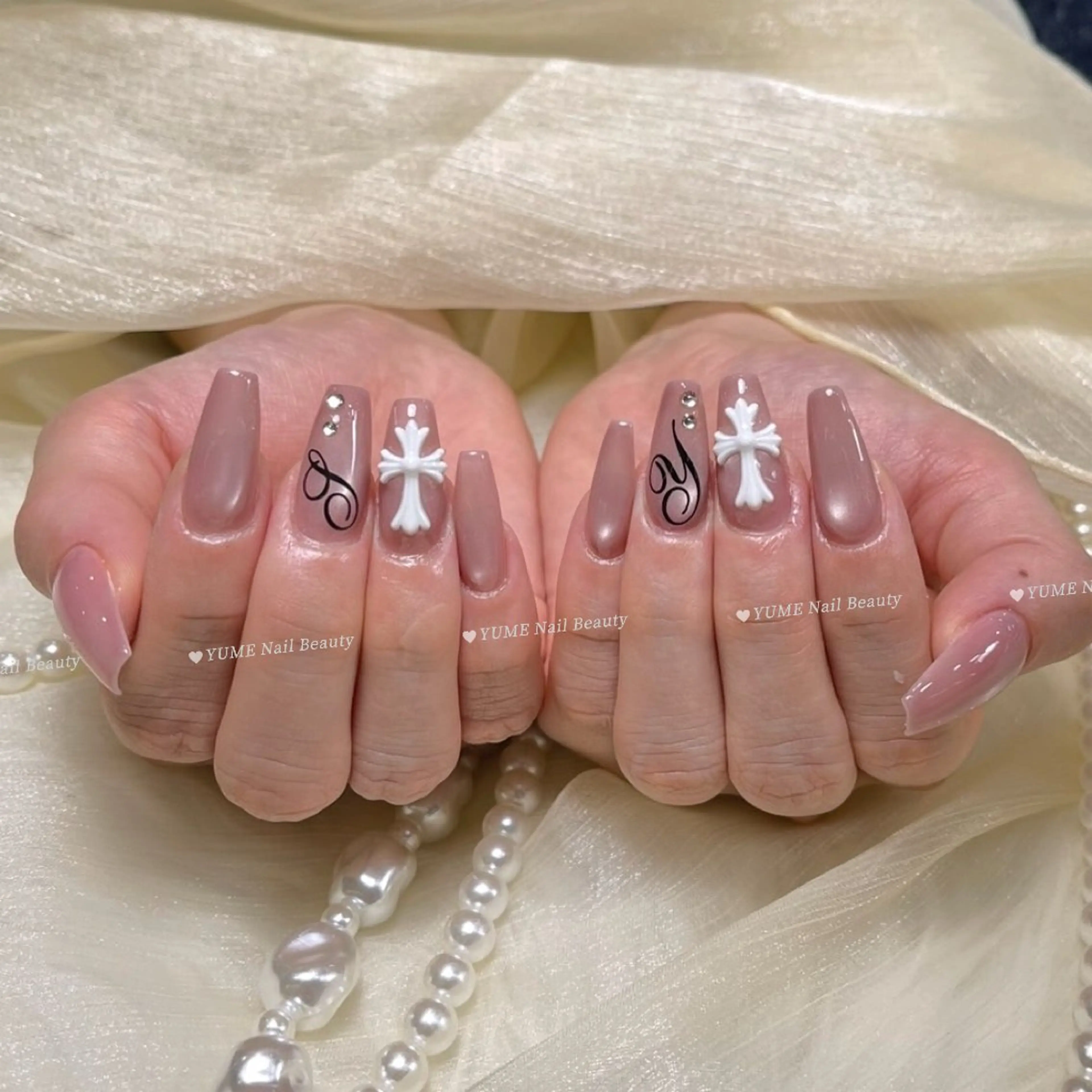 ミディアム ハンドネイル YUME Nail Beautyのネイルデザイン