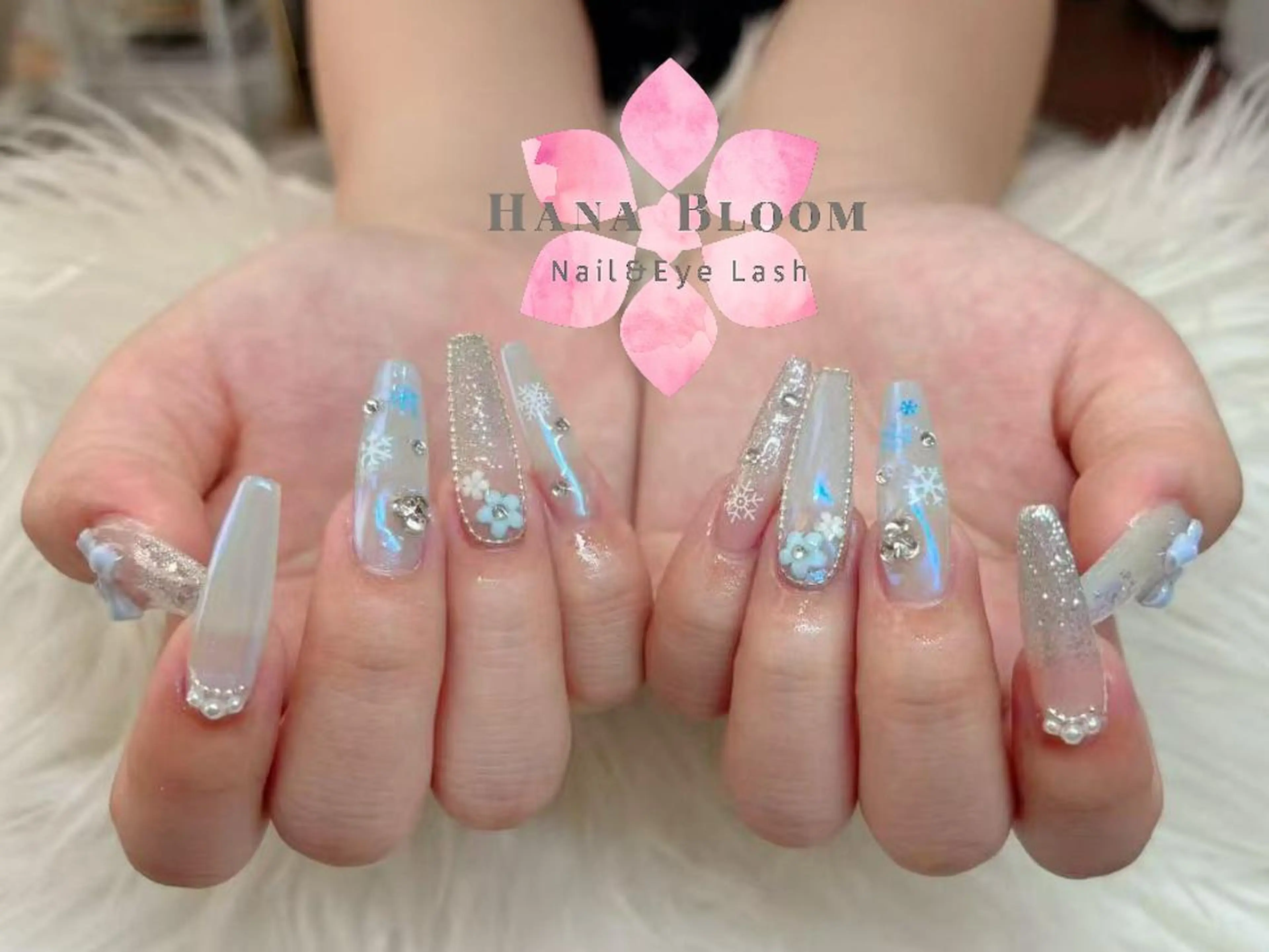 ネイル 長さ出し フレンチネイル ジェルネイル ガラスフレンチ 韓国ネイル Hana Bloom Nail💛Rinaのネイルデザイン