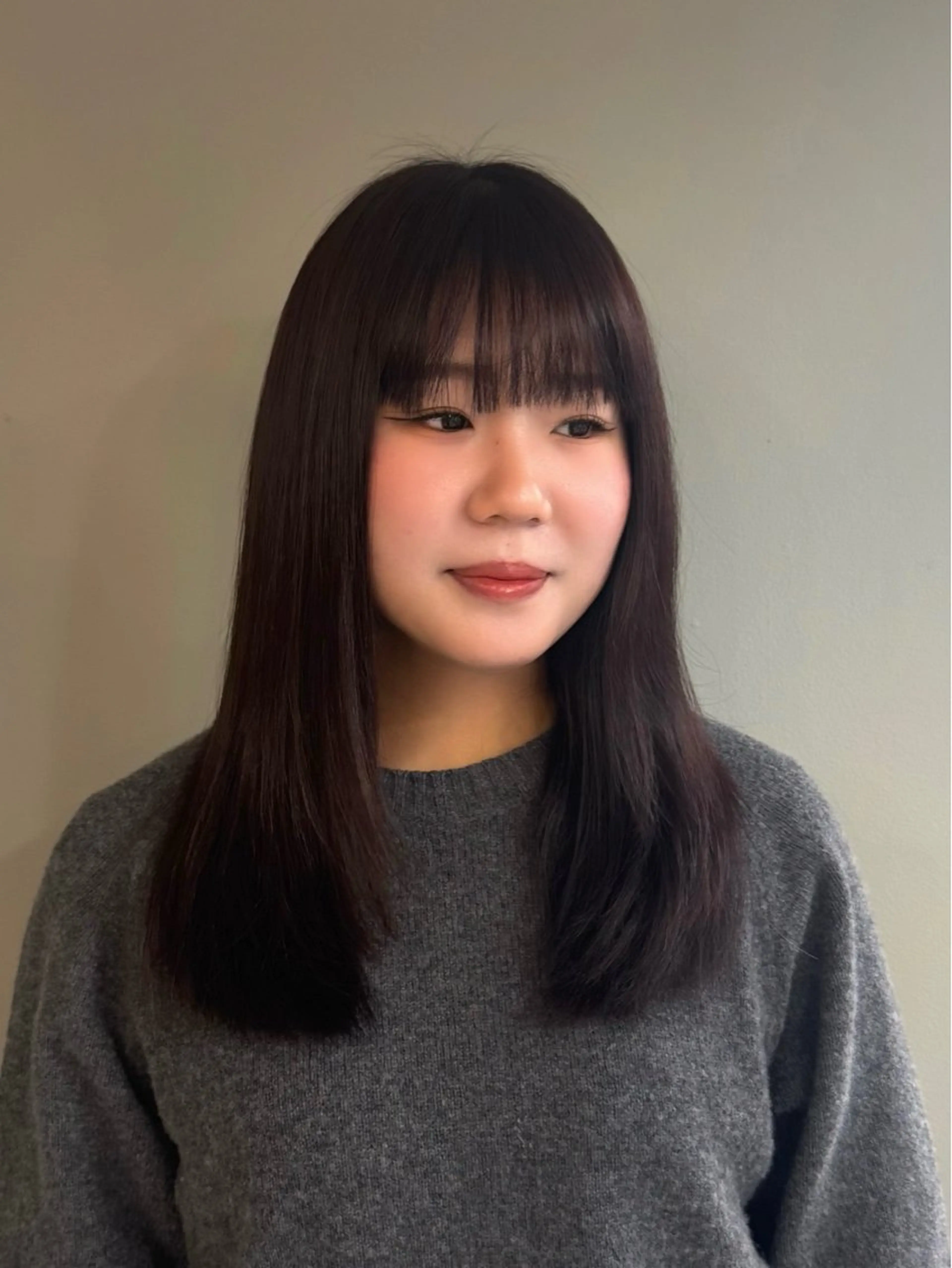 セミロング ヘアカラー トリートメント sia所属・Nene Murakamiのヘアスタイル