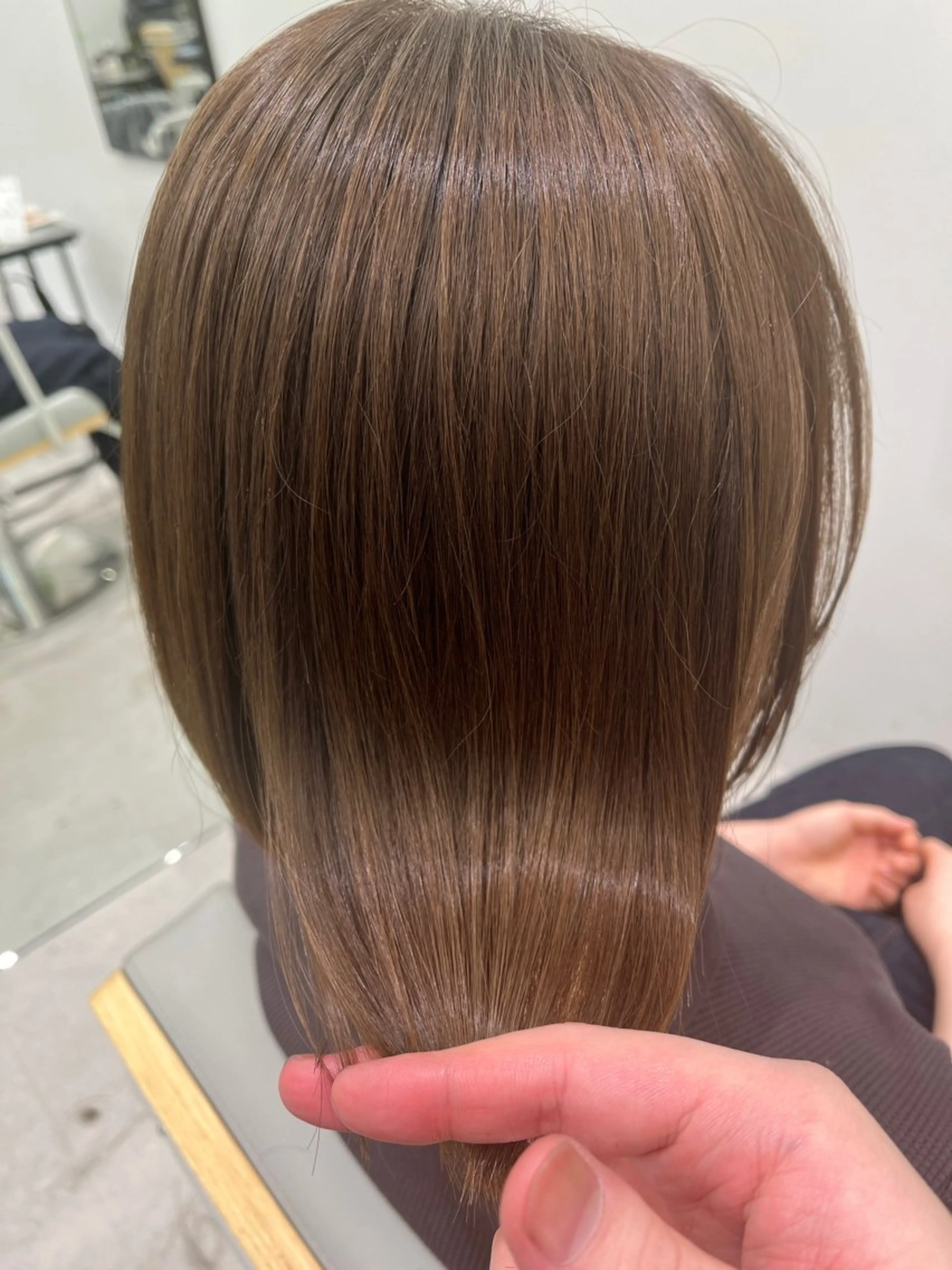 ショート カラー 菅 樹希弥のヘアスタイル