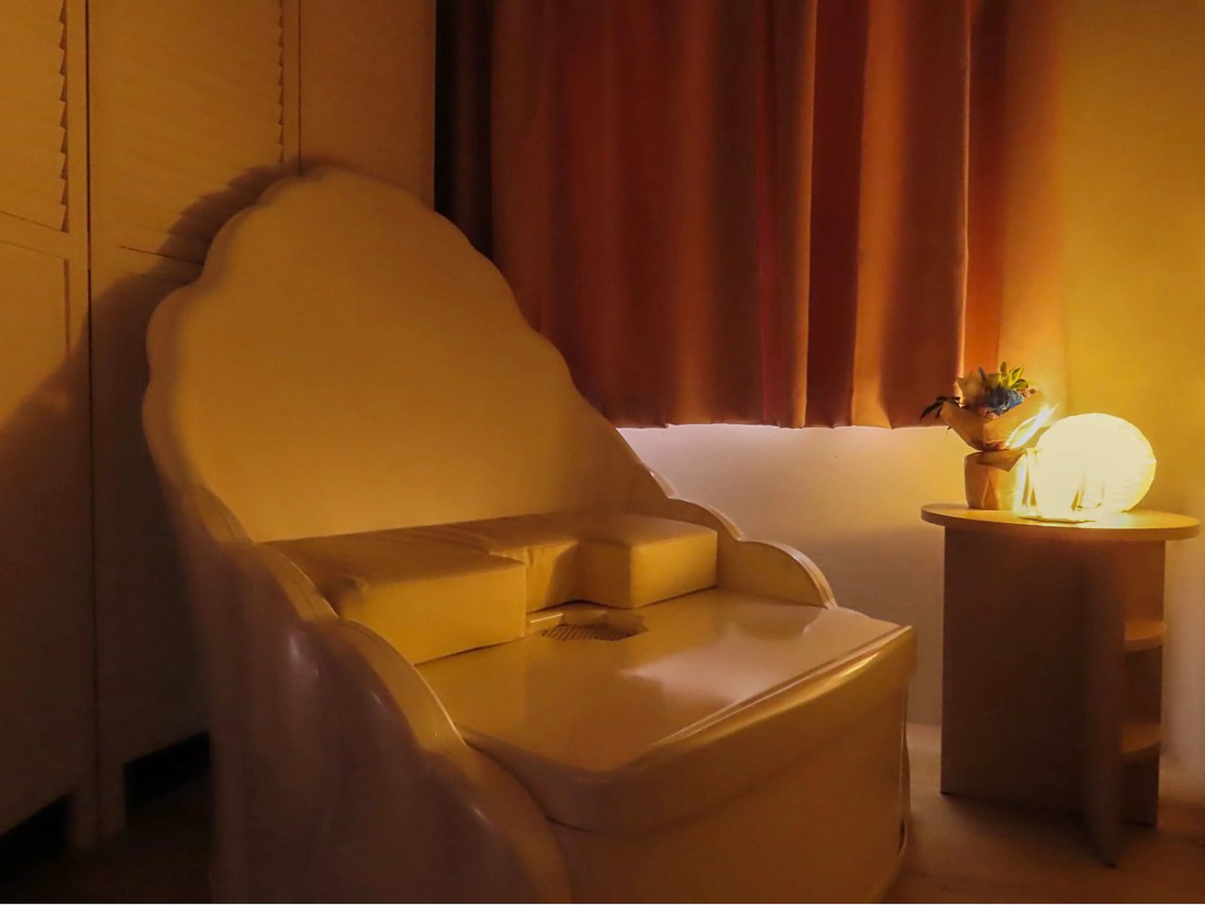 【温活痩身サロン】YOSAPARK Herme 経堂所属・オーナー Akariのエステ・リラクイメージ