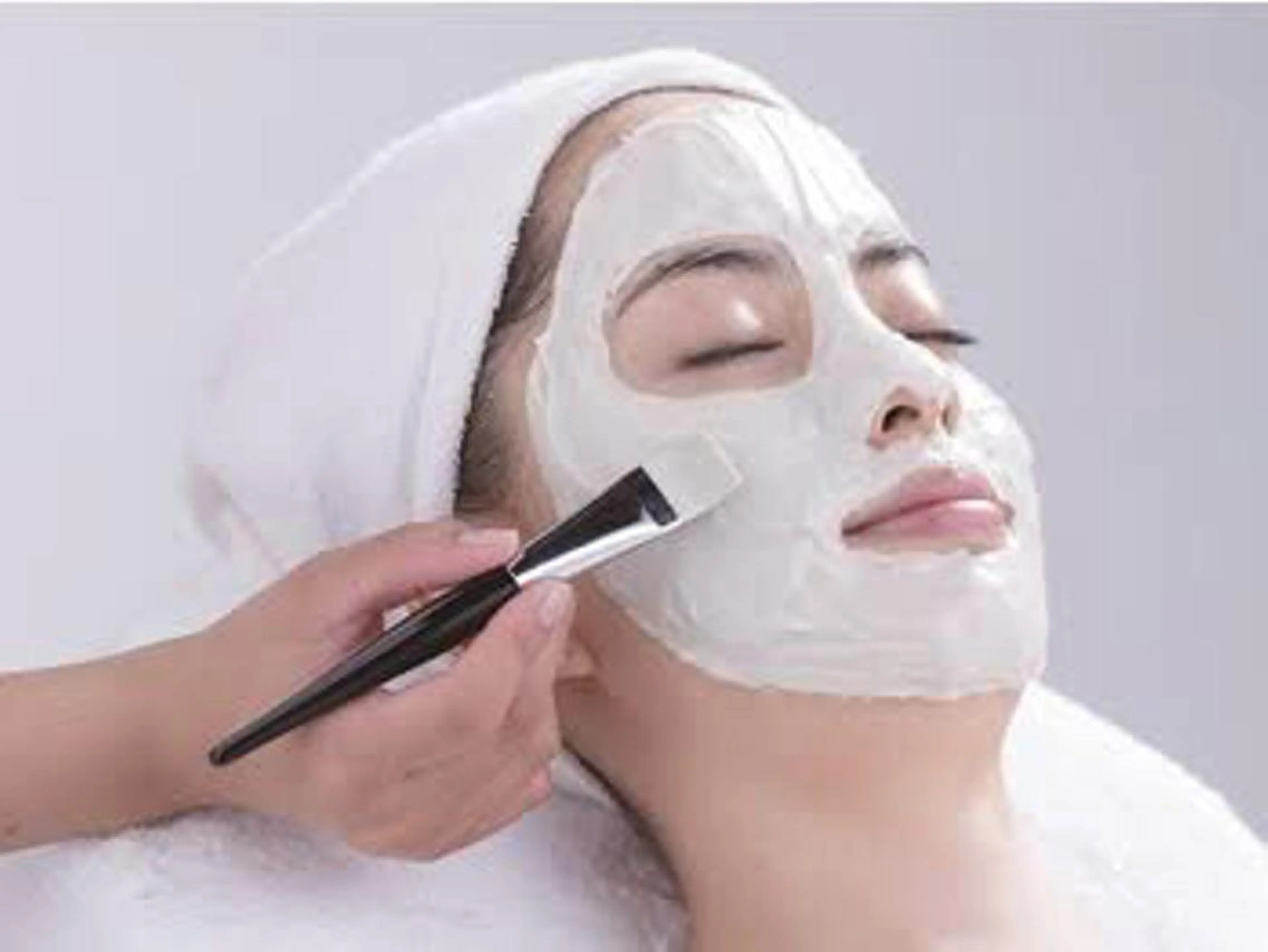 シワたるみ徹底ケア　エイジングスペシャルエステ(ベッド)の写真