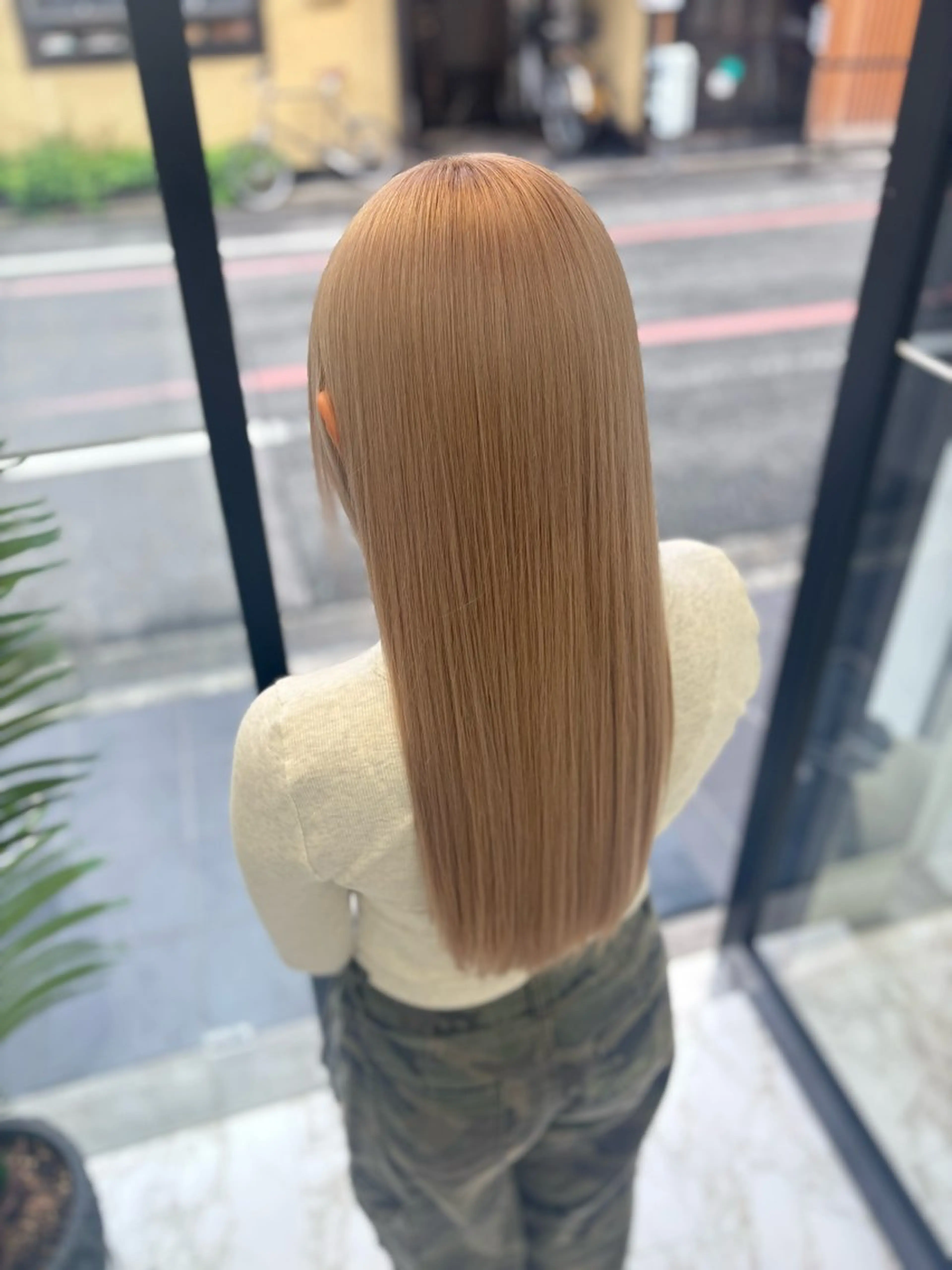 ロング Haruna/河原町 ハイトーン🤍のヘアスタイル