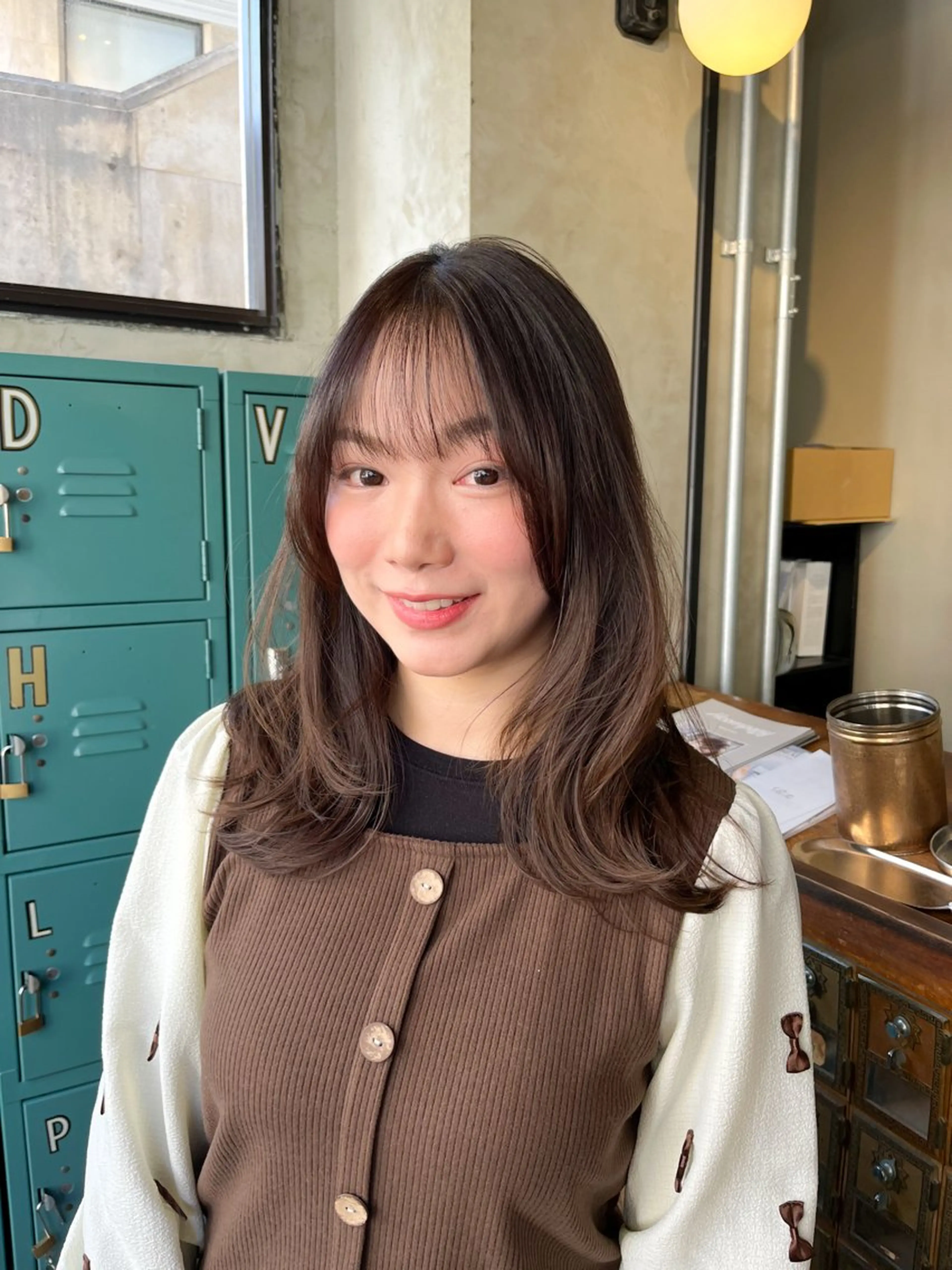 セミロング カラー カット ヘアカラー トリートメント ヘアセット 似合わせベージュ 🍯ayumi🍯のヘアスタイル