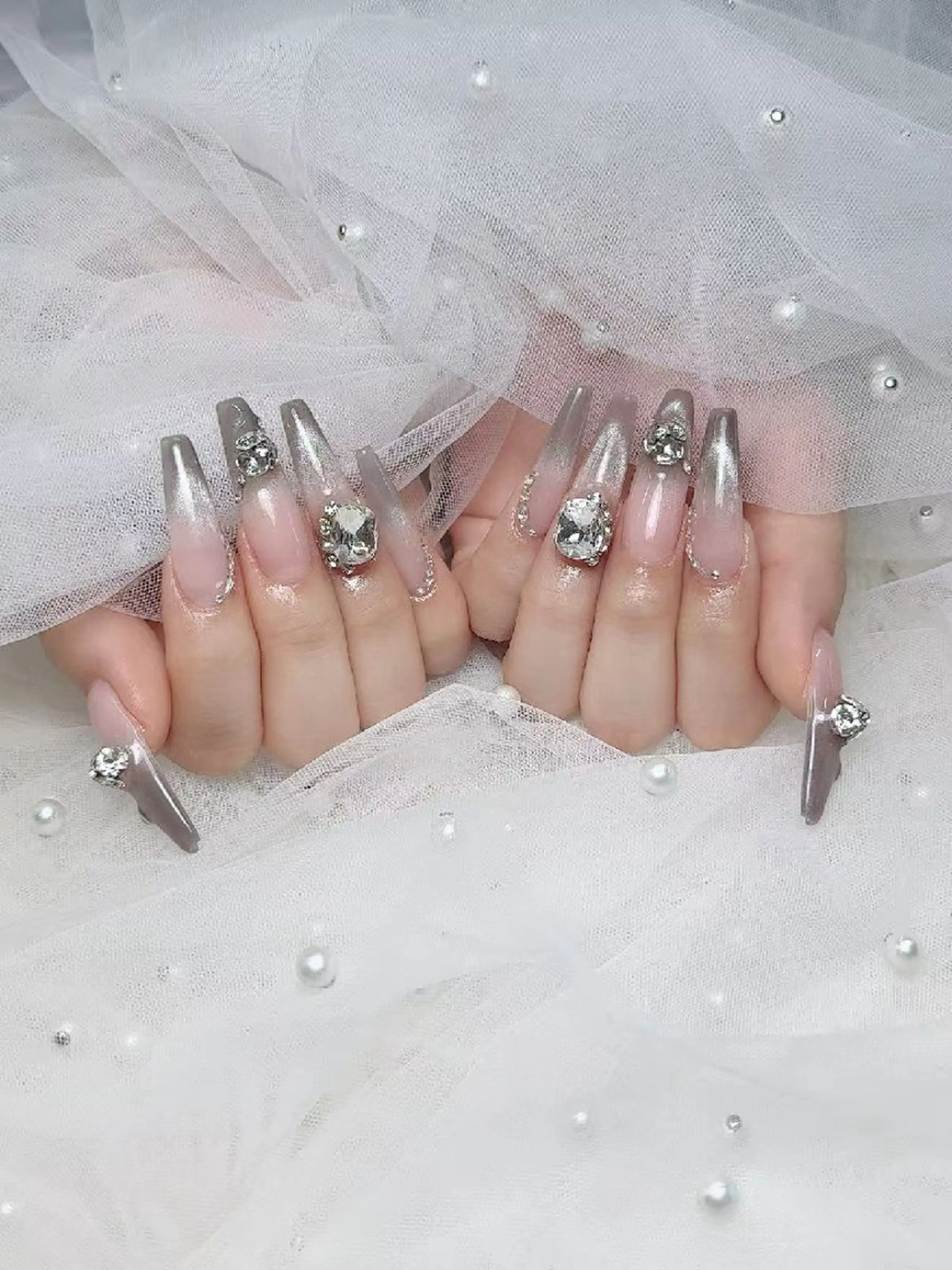 ネイル ENsalon AKIRAのネイルデザイン