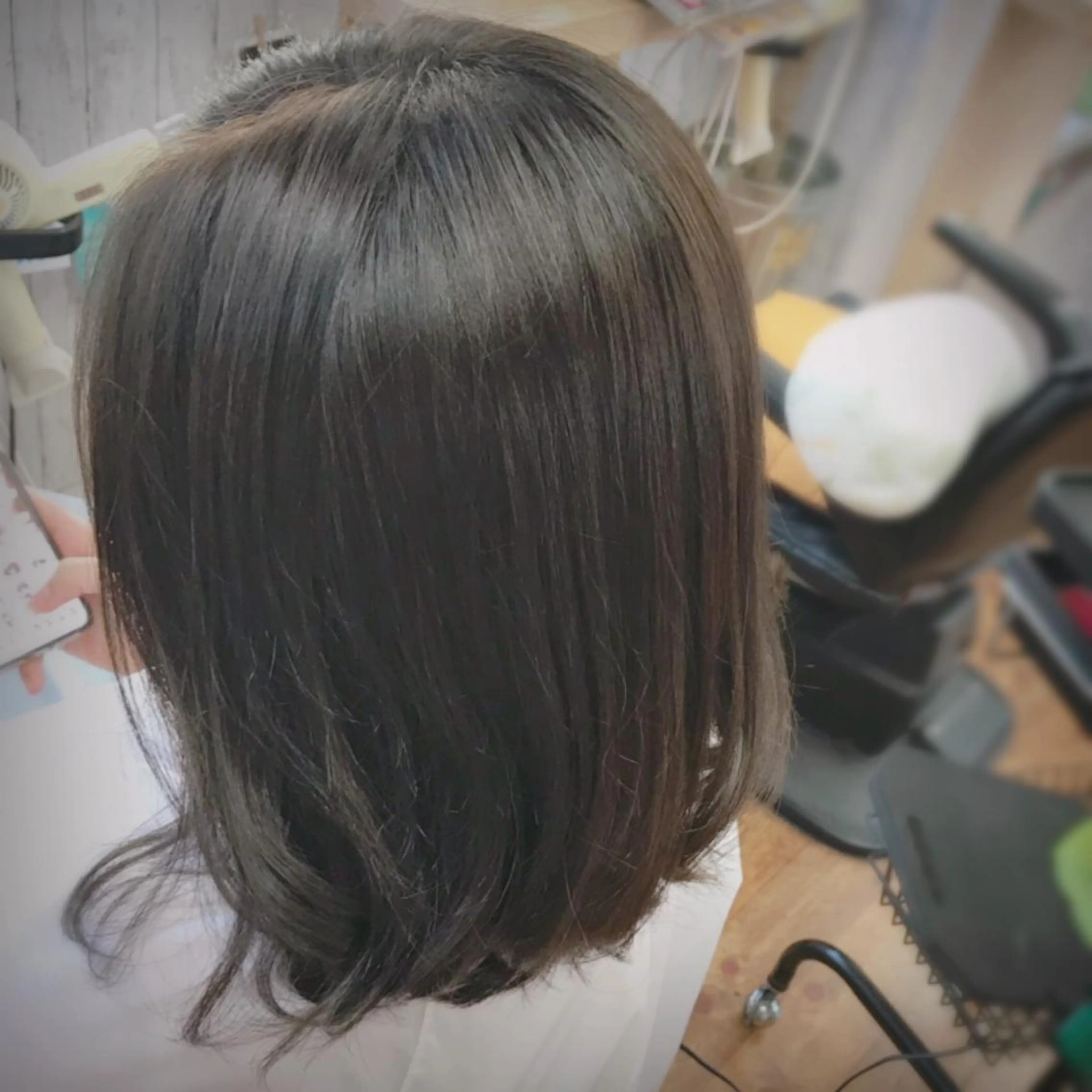 ミディアム カラー kimiwada maiのヘアスタイル