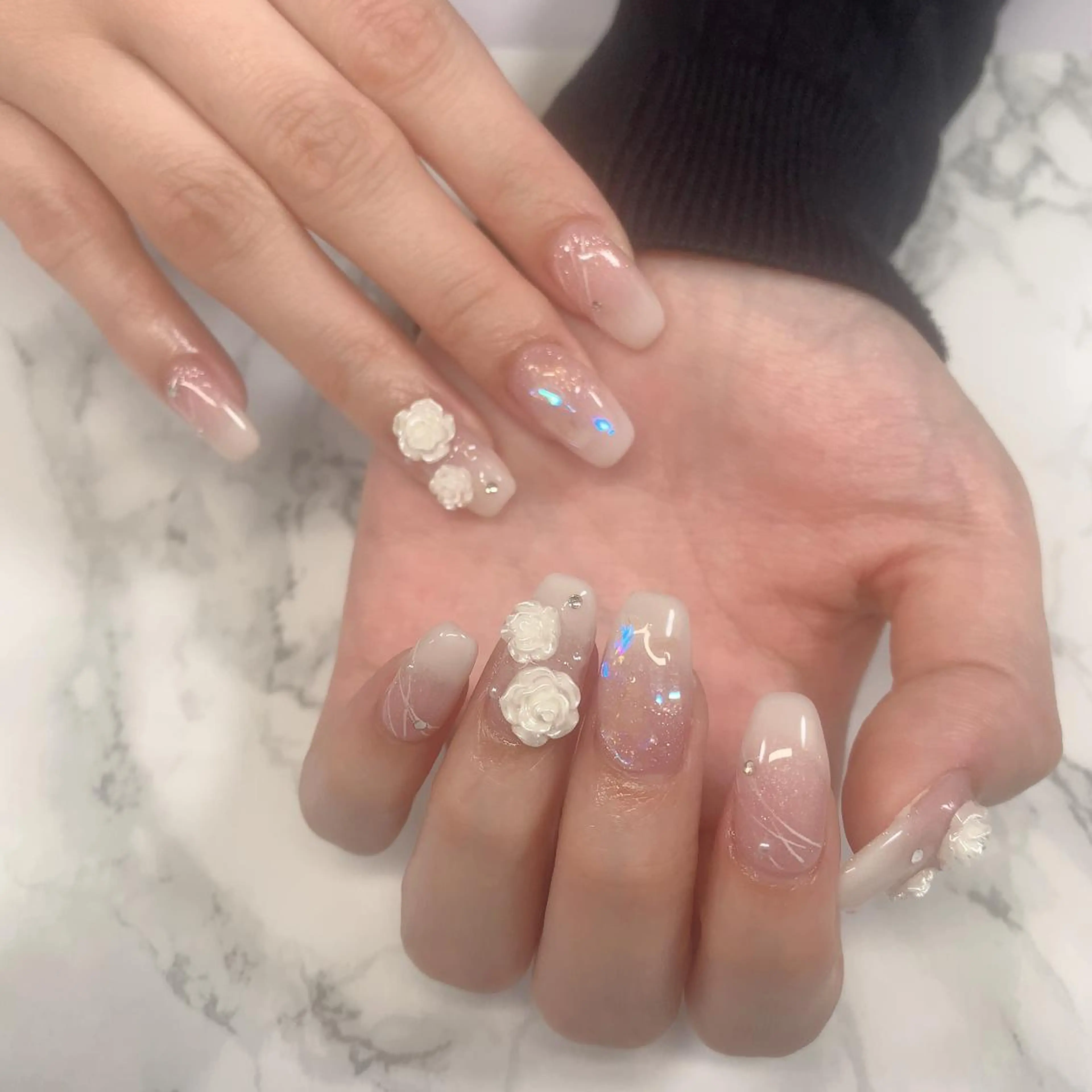 ネイル はな💎ネイル ワンホン、長さ出しのネイルデザイン