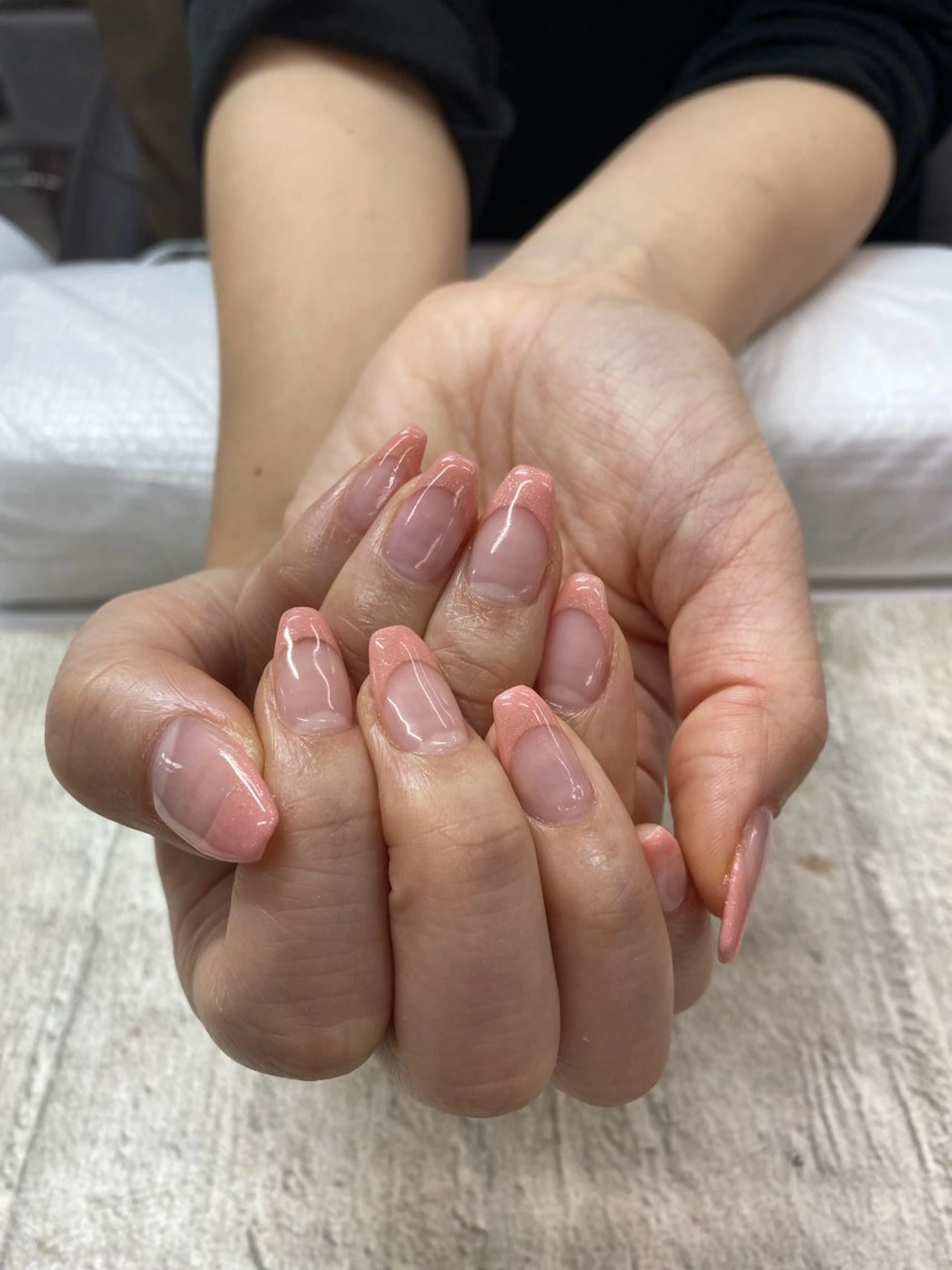ネイル クリアネイル フレンチネイル maxkelly チロルのネイルデザイン