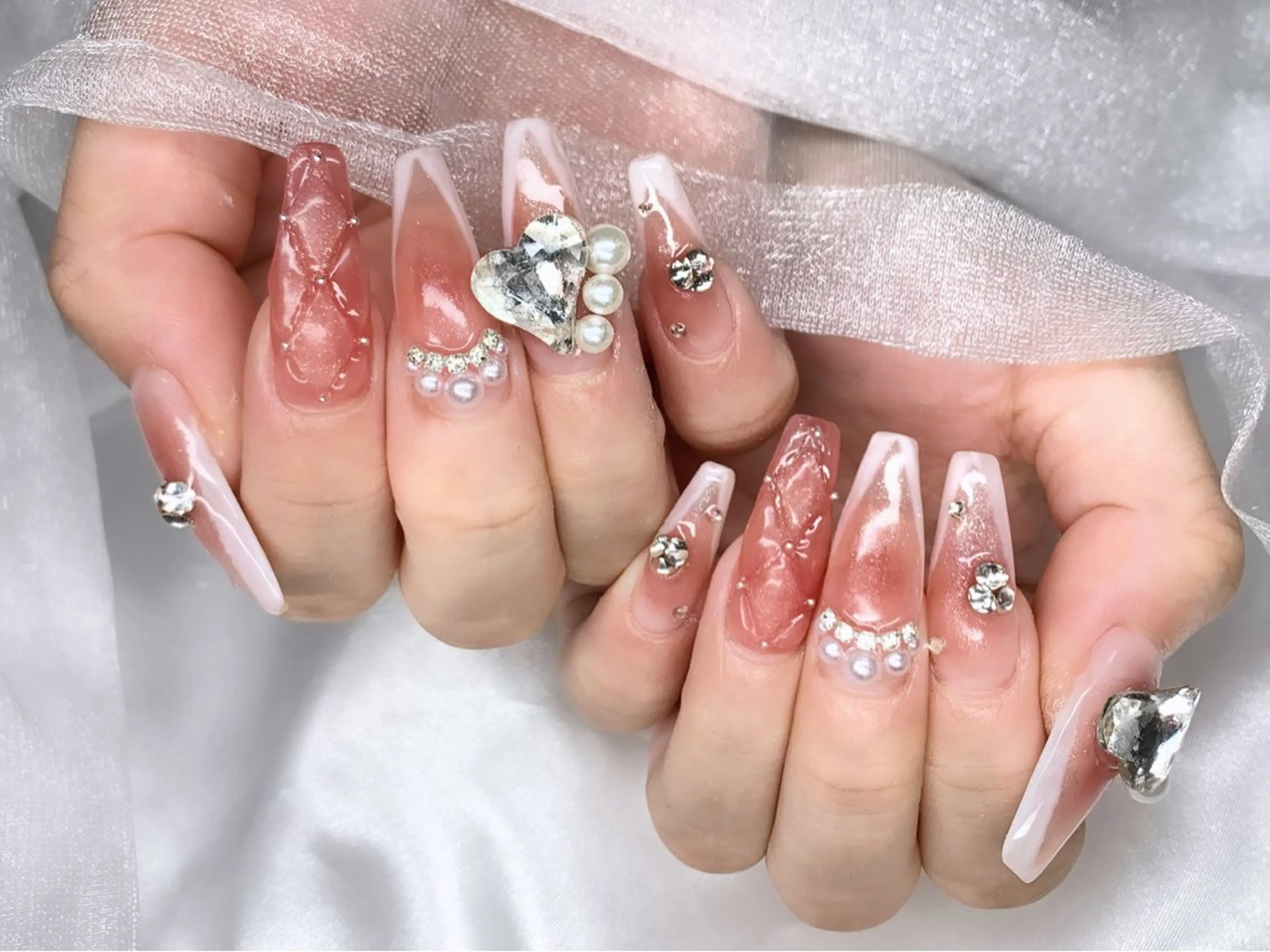 ネイル Roi〈ロワ〉 Yume🎀のネイルデザイン