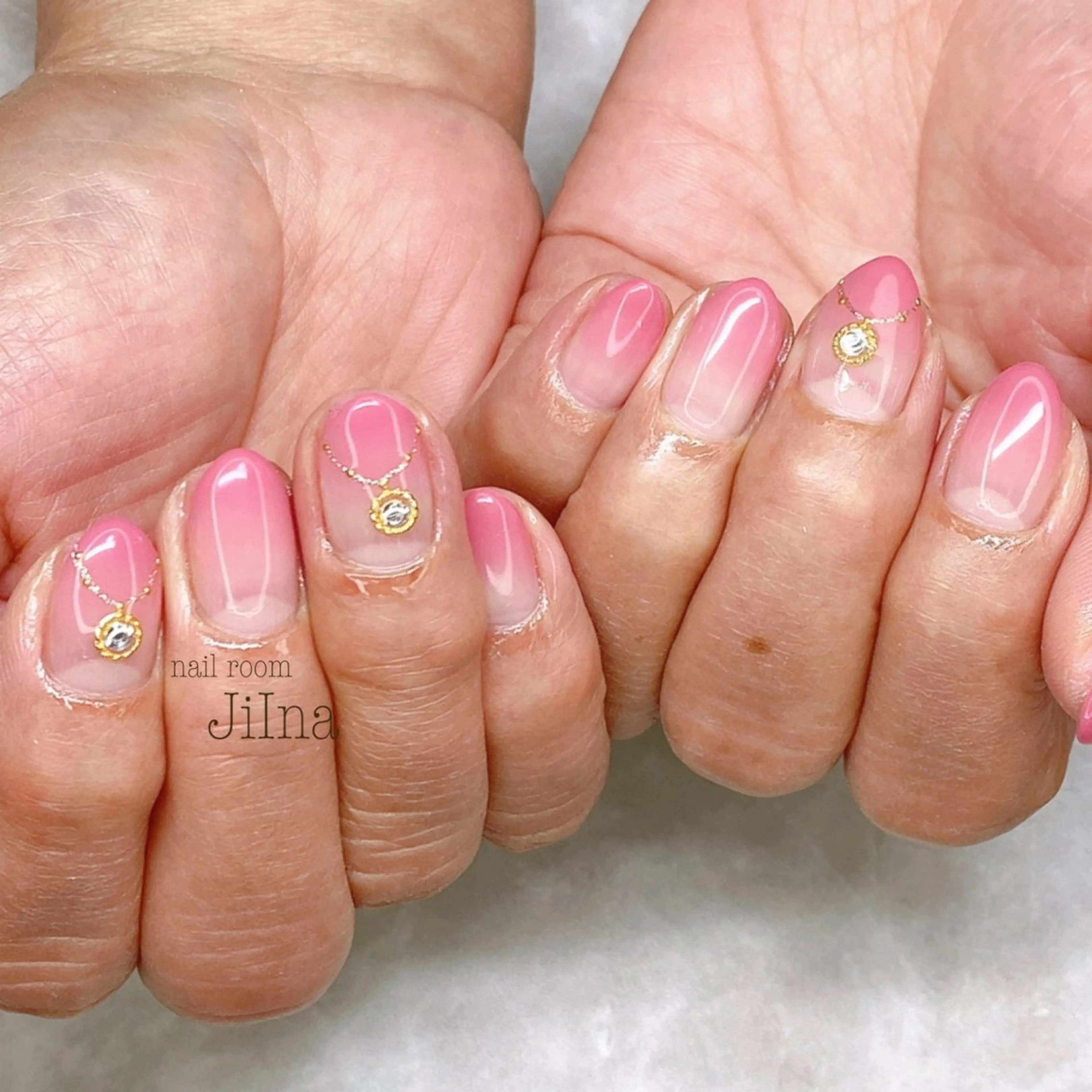 ネイル 持ち込み JiIna nailのネイルデザイン