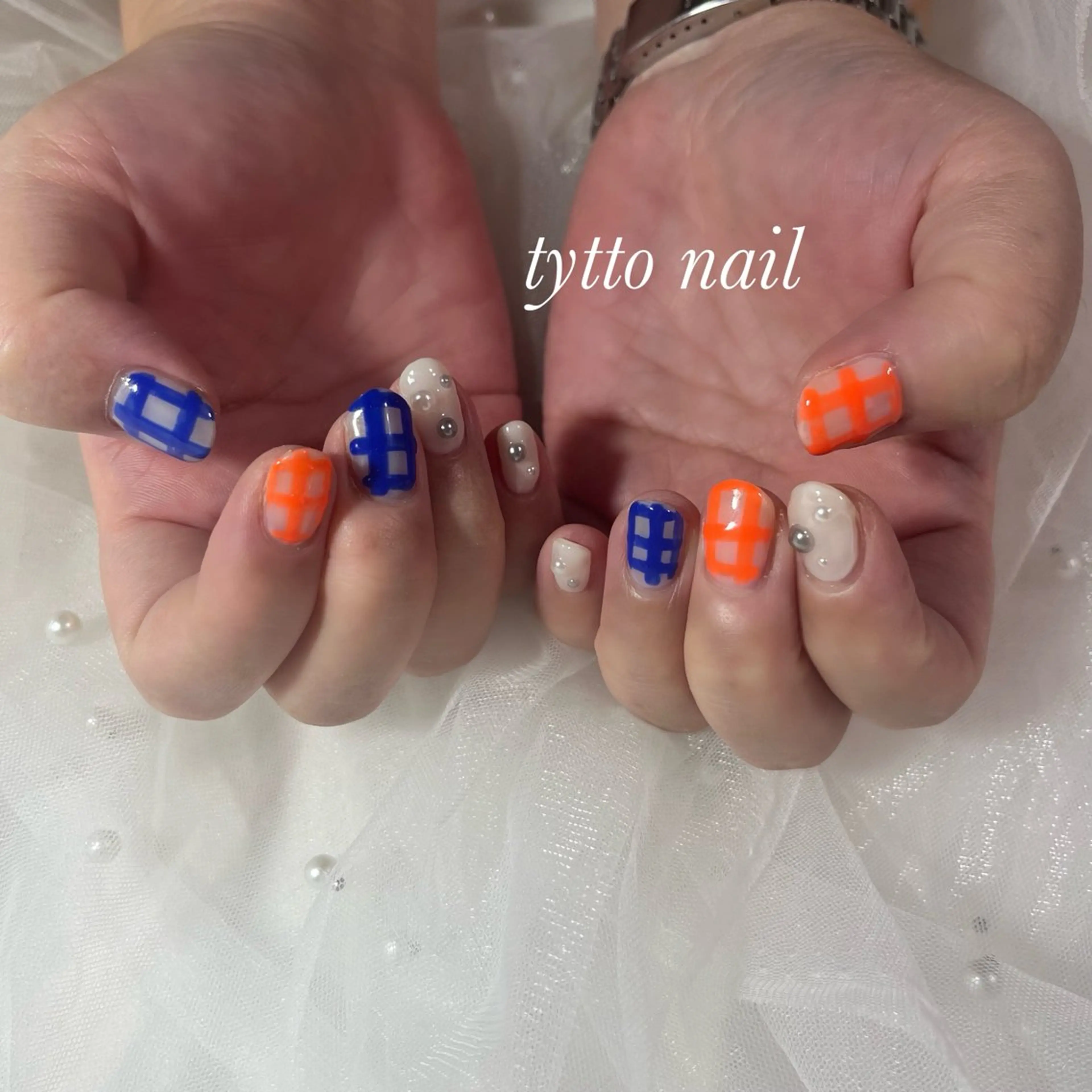 ネイル ブルー 韓国ネイル ワンカラーネイル オレンジ ショートネイル ハンドネイル tytto nail ❤︎‪‪eri‪‪のネイルデザイン