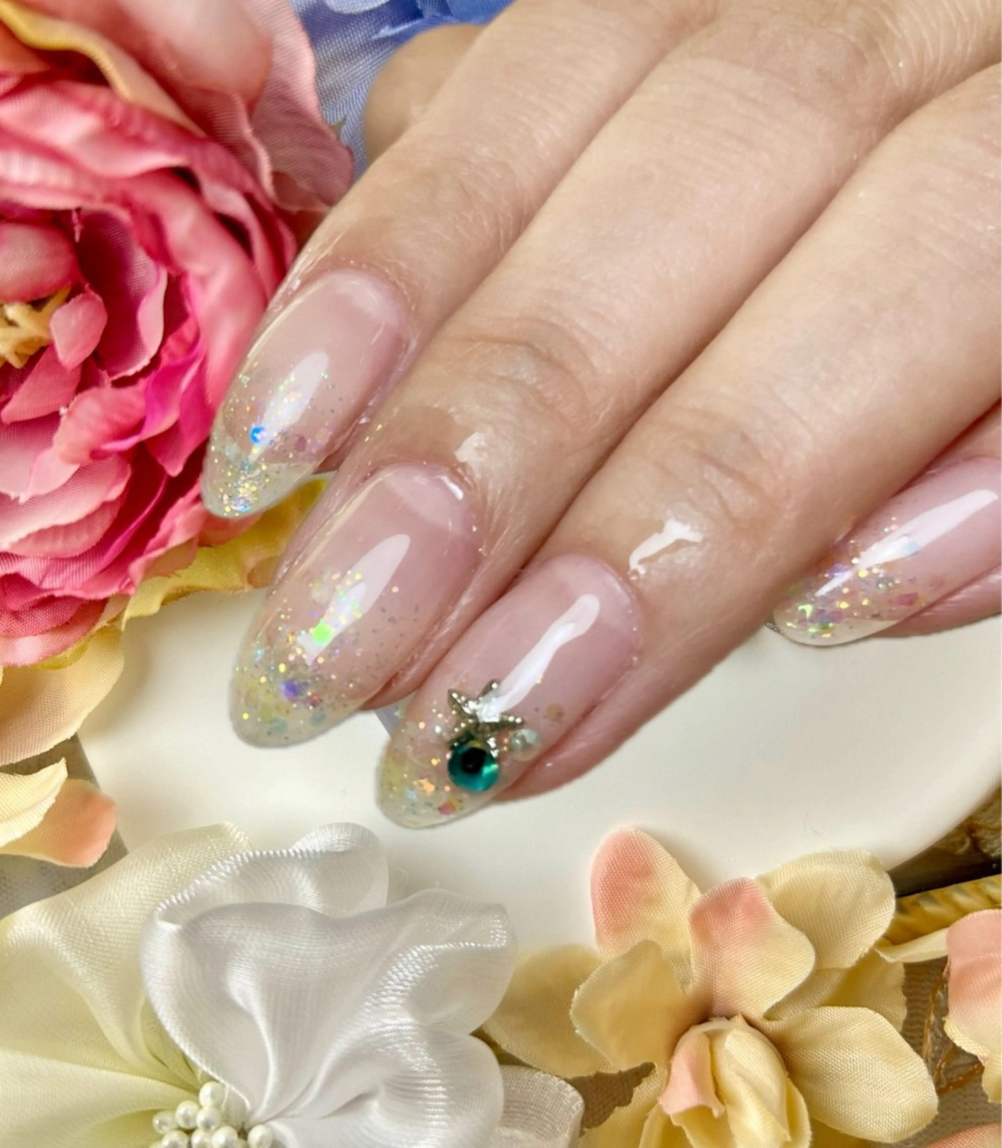 ネイル グラデーション ラメ(グリッター) ラメグラデーション nail myuu【ネイルミュー】所属・nail myuu 【ネイルミュー】のネイルデザイン