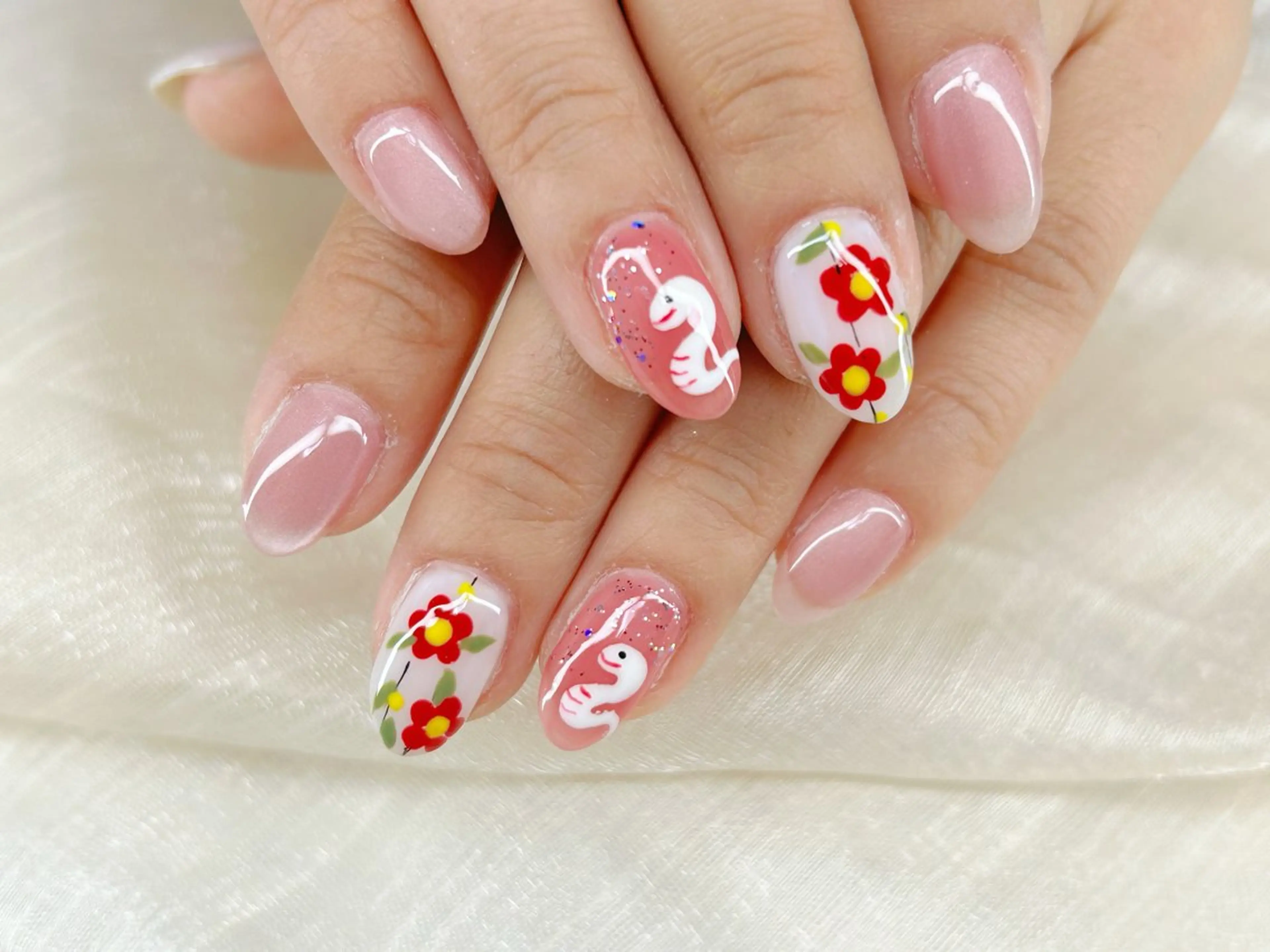 ネイル アートネイル 成人式 長さ出し フットネイル マグネットネイル ハンドネイル Lino Nailのネイルデザイン