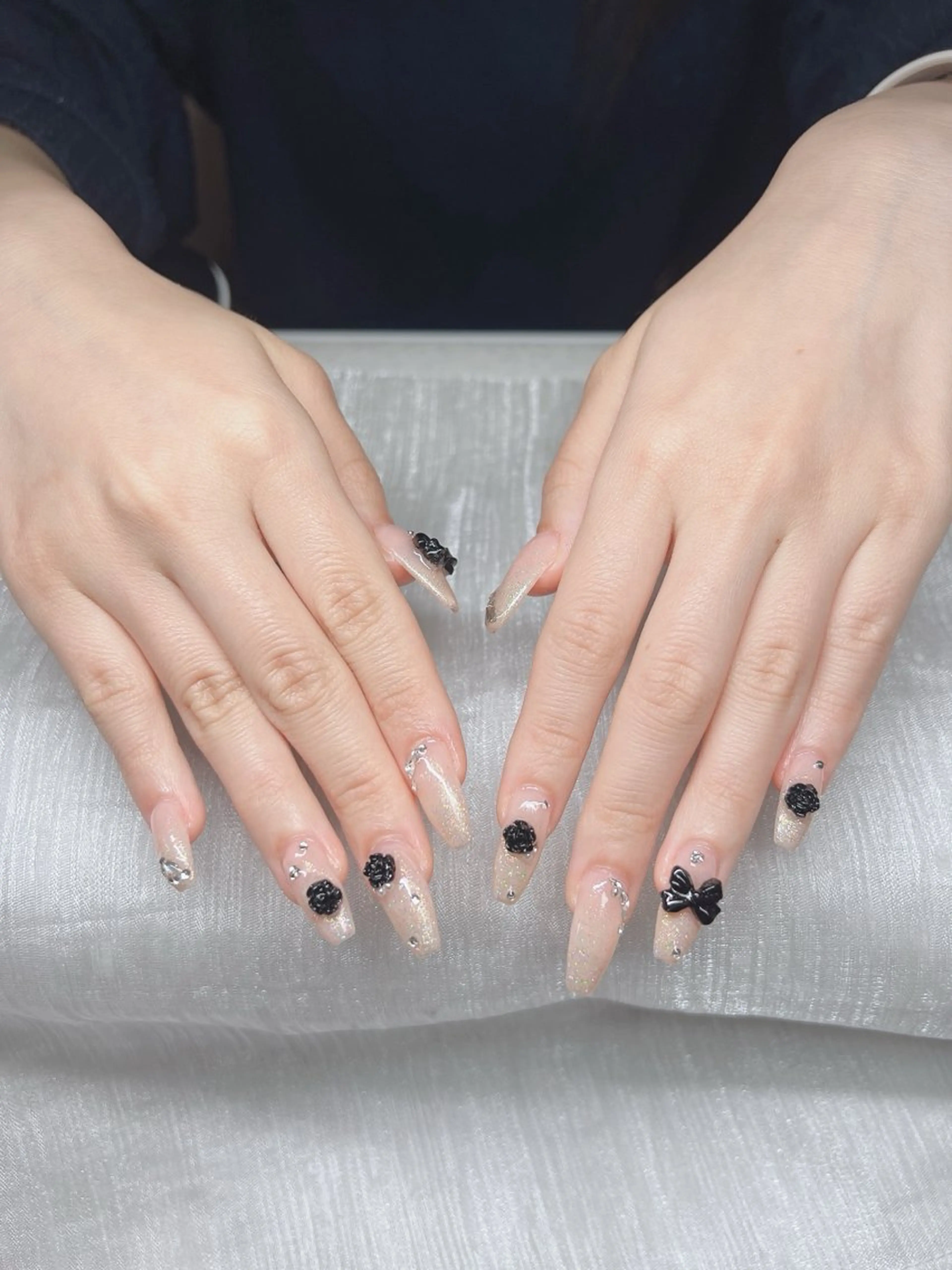 ネイル 長さ出し グラデーション キラキラネイル マグネットネイル ニュアンスネイル ハンドネイル Lee Nails チップ長さだし専門店のネイルデザイン