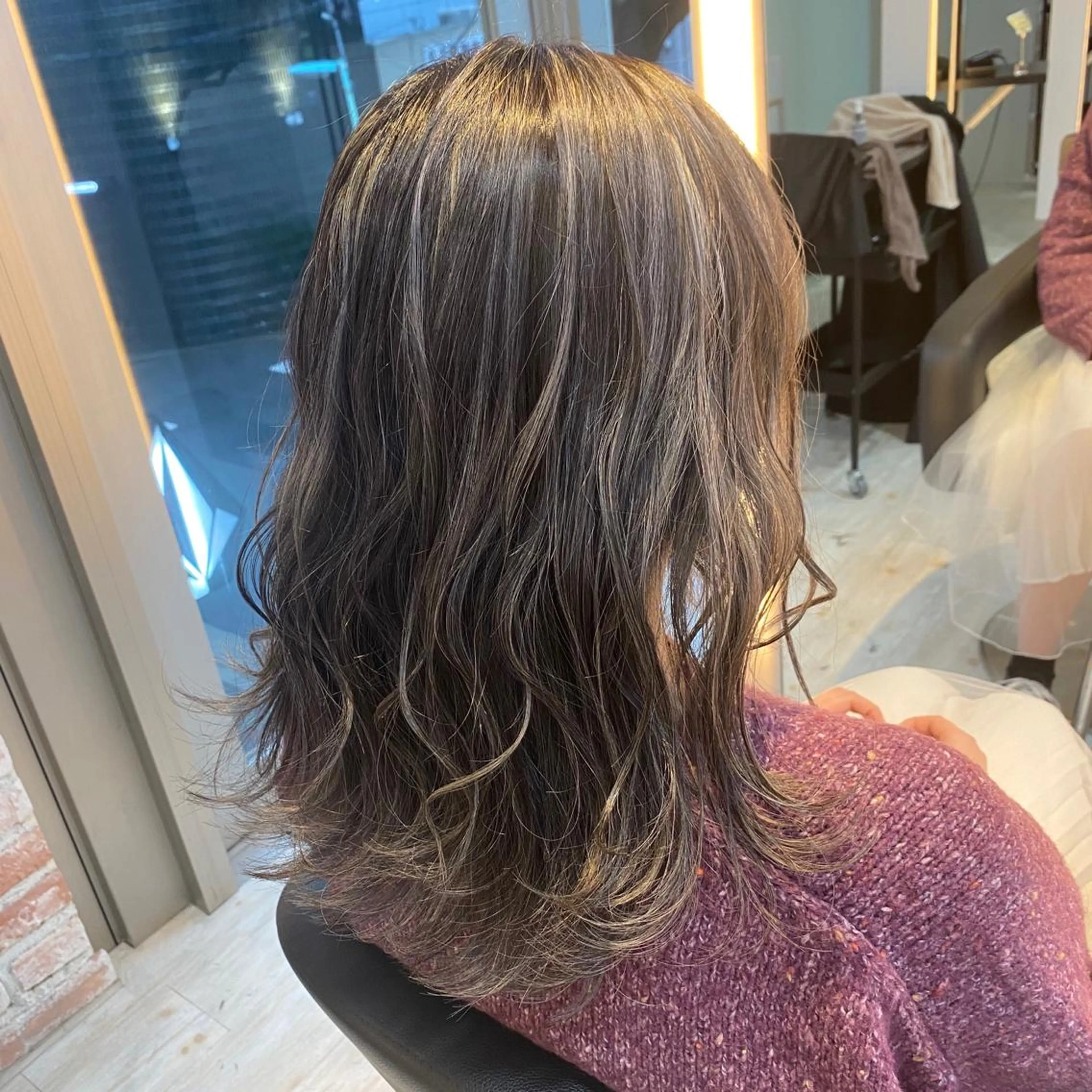 ミディアム カラー 井手 孔介のヘアスタイル