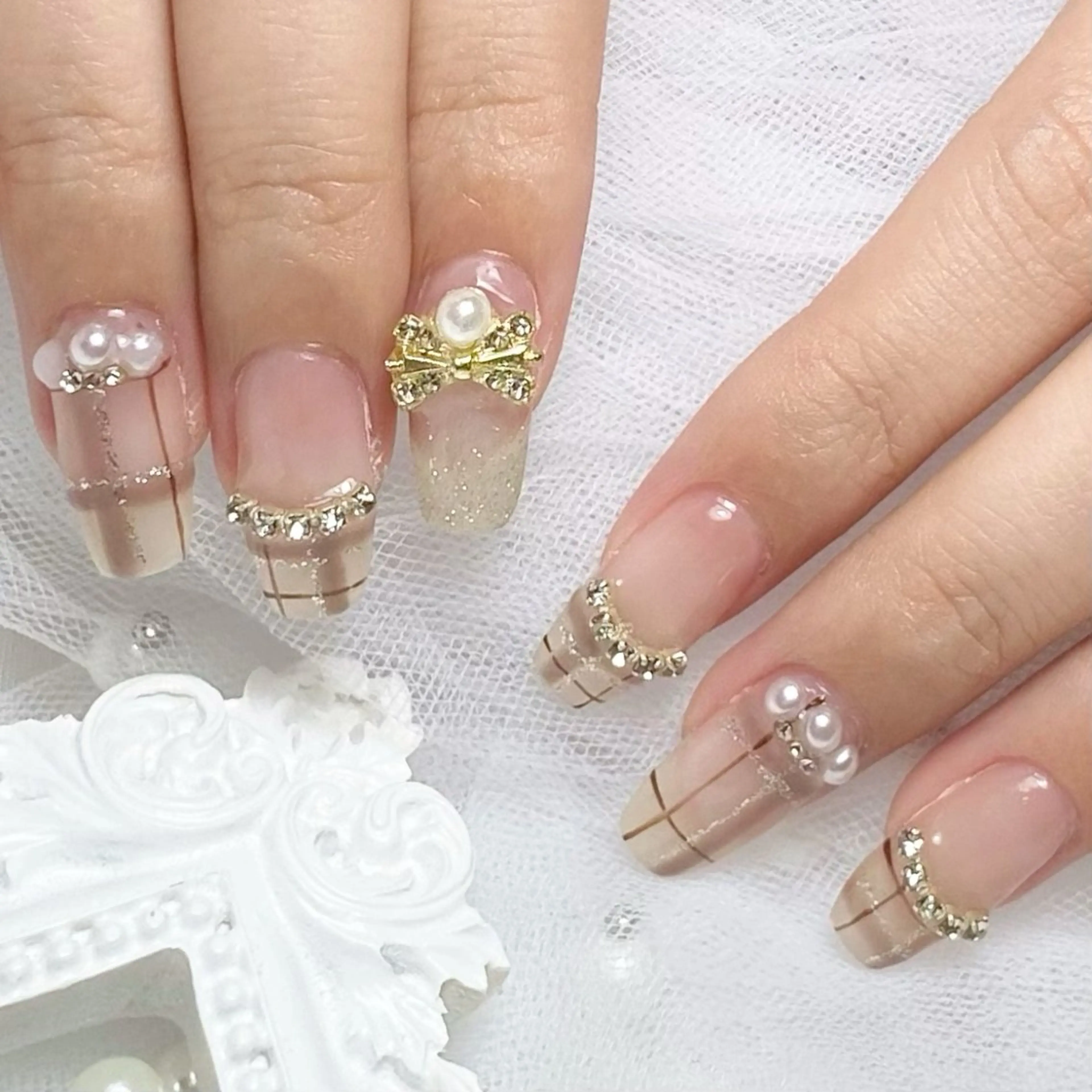 ネイル アートネイル 長さ出し フラッシュネイル ジェルネイル グラデーション ハンドネイル aitas | nanamiのネイルデザイン