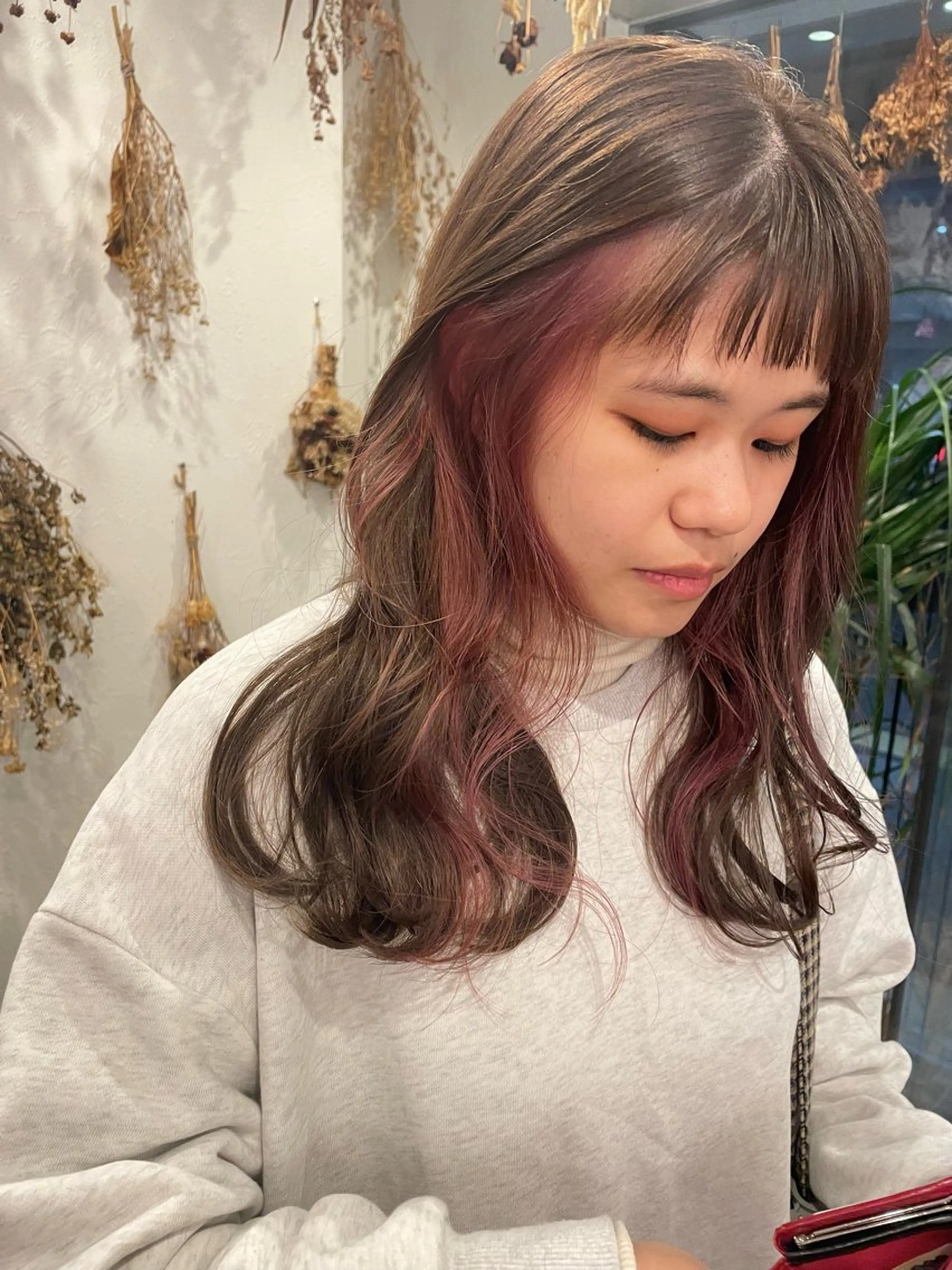 ロング カラー 透明感カラー イヤリングカラー ヘアカラー m ā l o.🌷 サカモトマイコのヘアスタイル