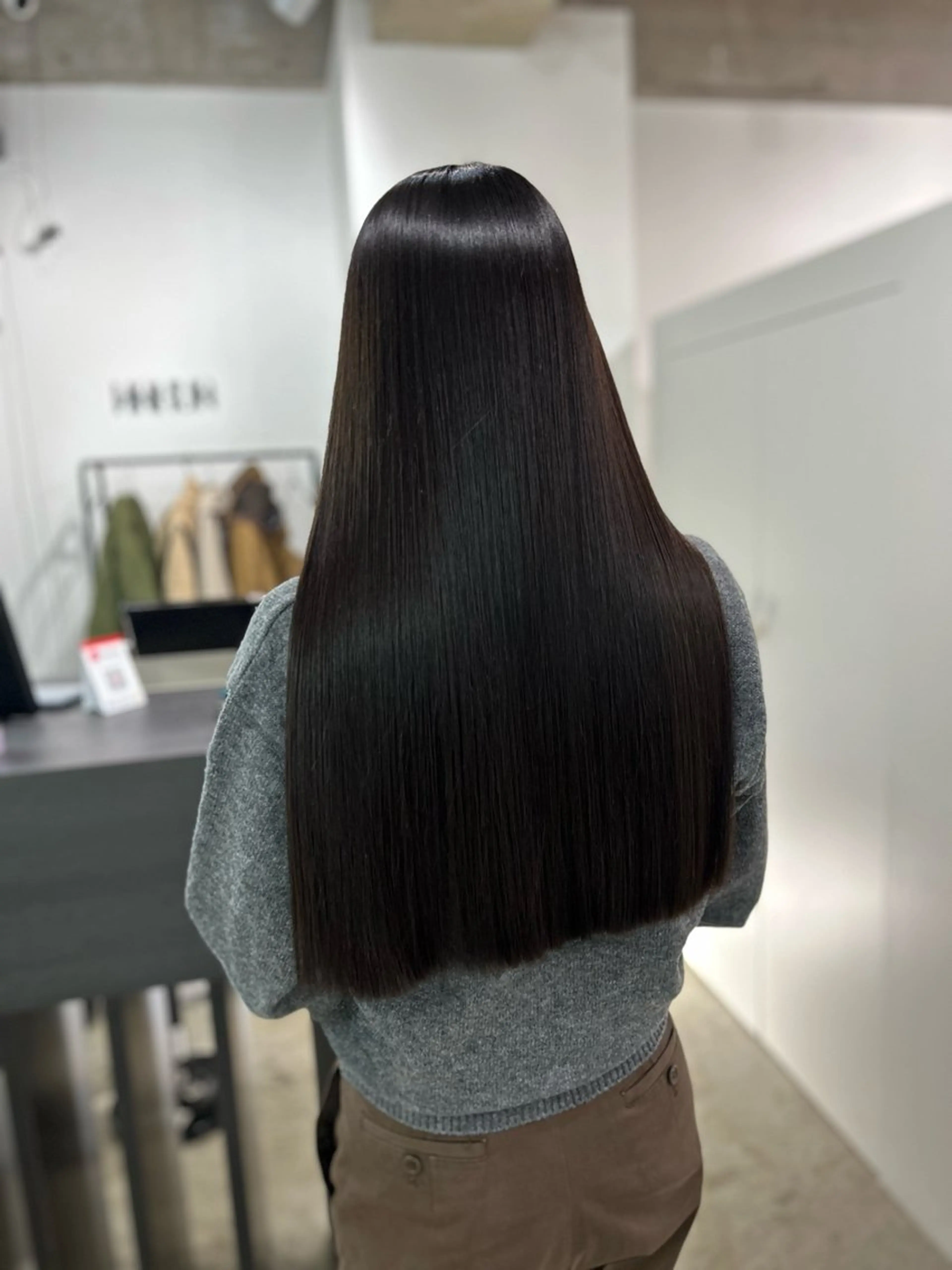 【髪質改善×髪型整形】練習モデル※縮毛矯正とパーマの組み合わせメニューです。の写真