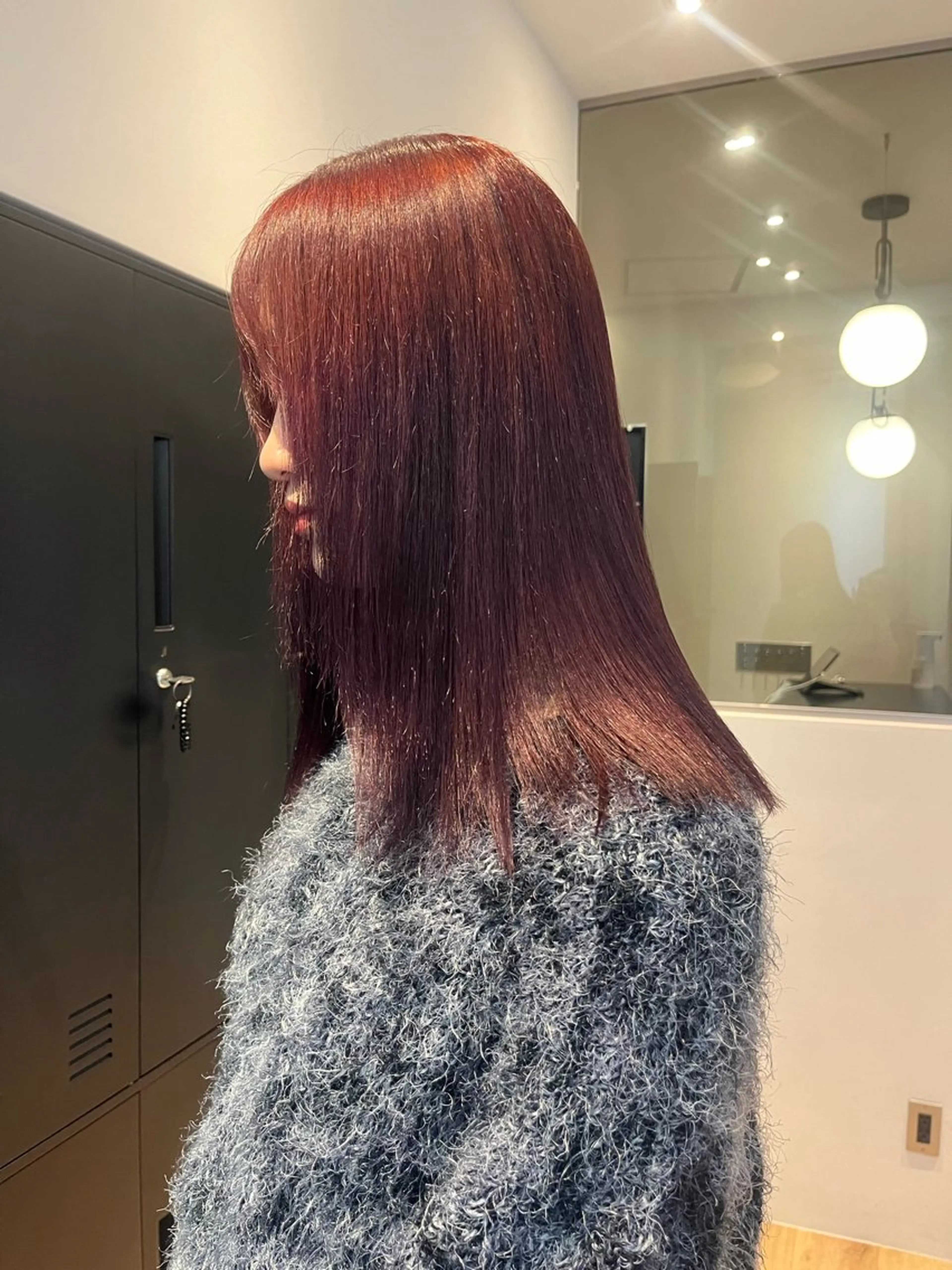 セミロング カラー ブリーチ 森山 葵のヘアスタイル