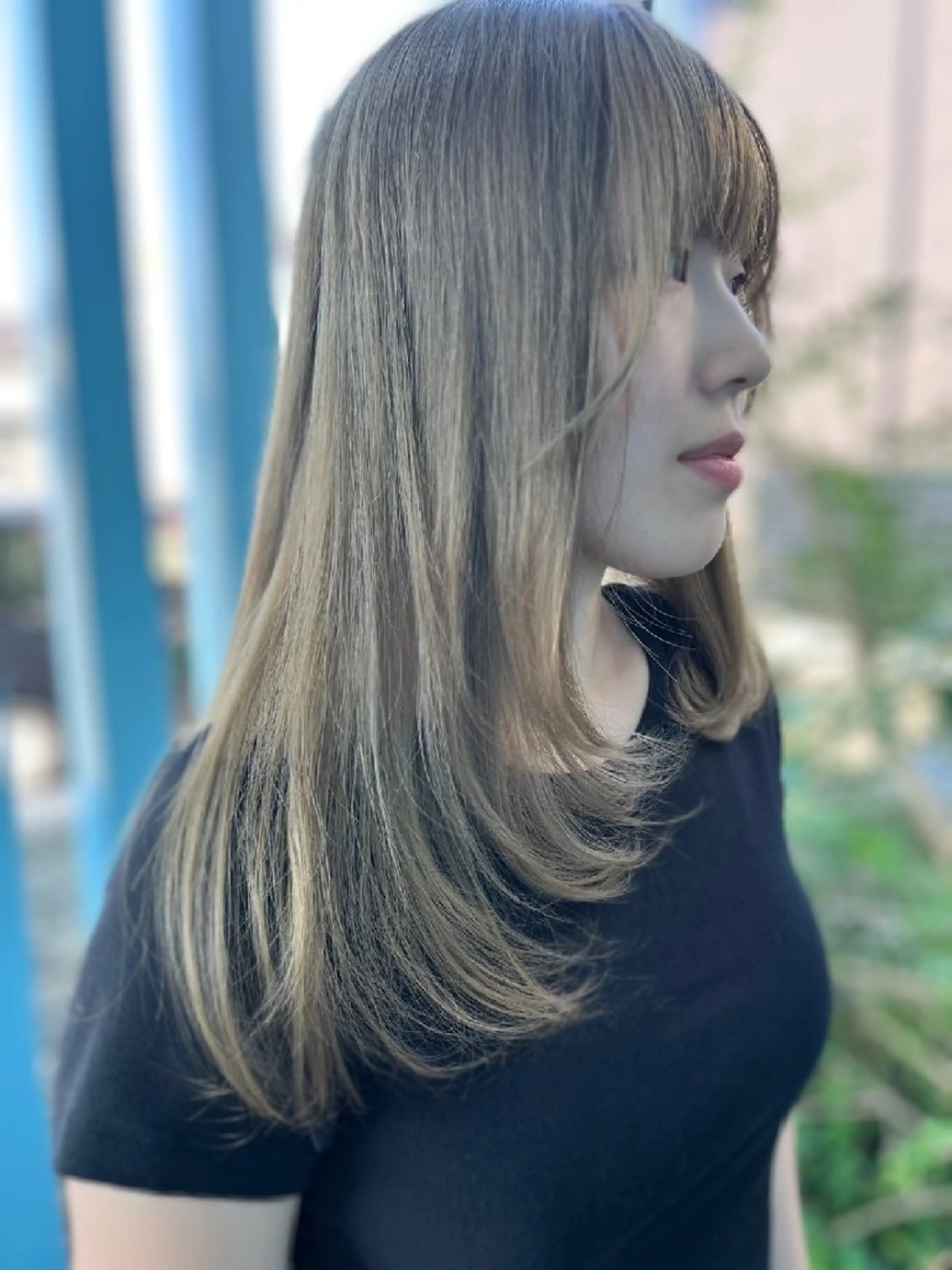 ロング ロングレイヤー レイヤーカット ロング 岡本 小百合のヘアスタイル