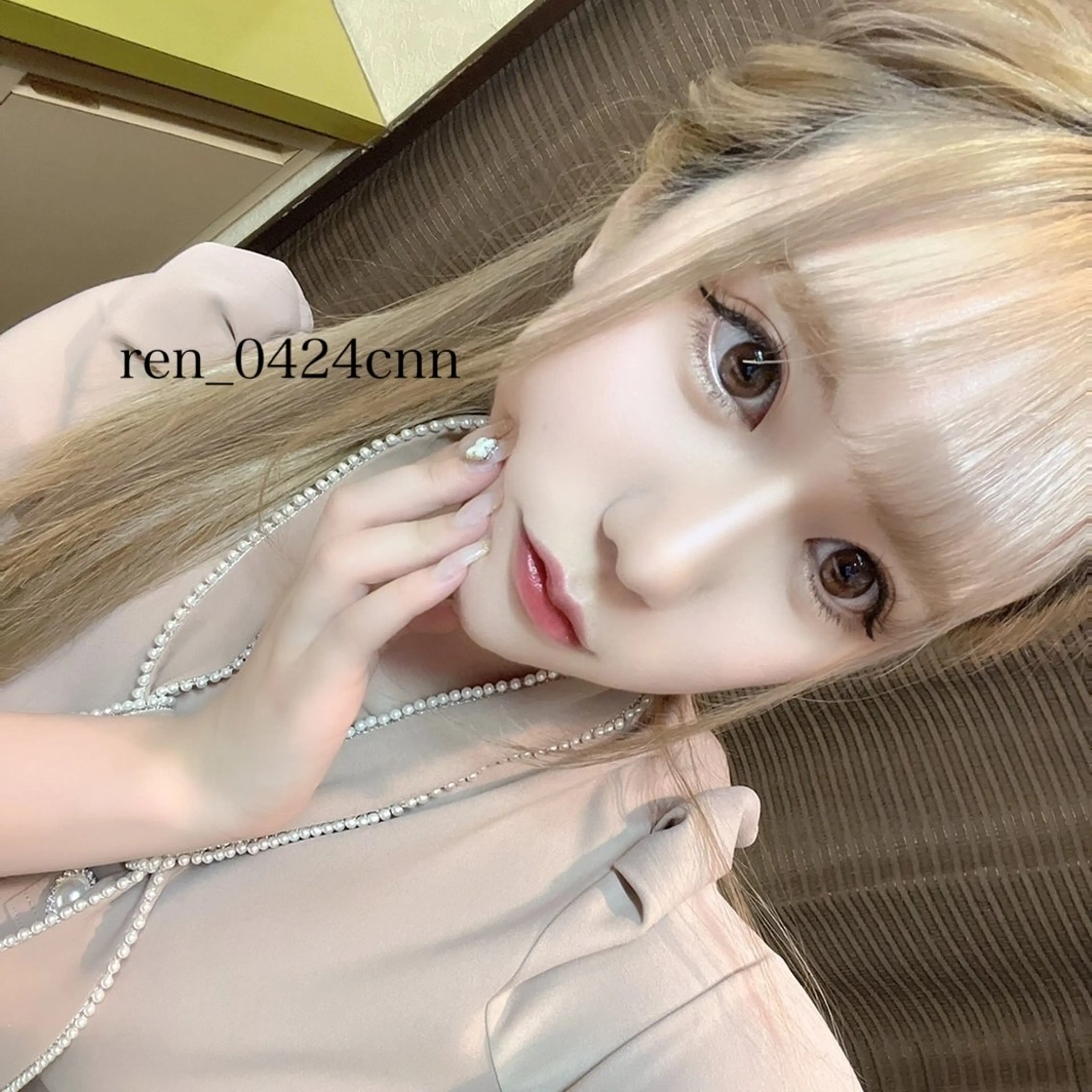 ロング カラー れん/ハイトーン /エクステ/韓国風のヘアスタイル