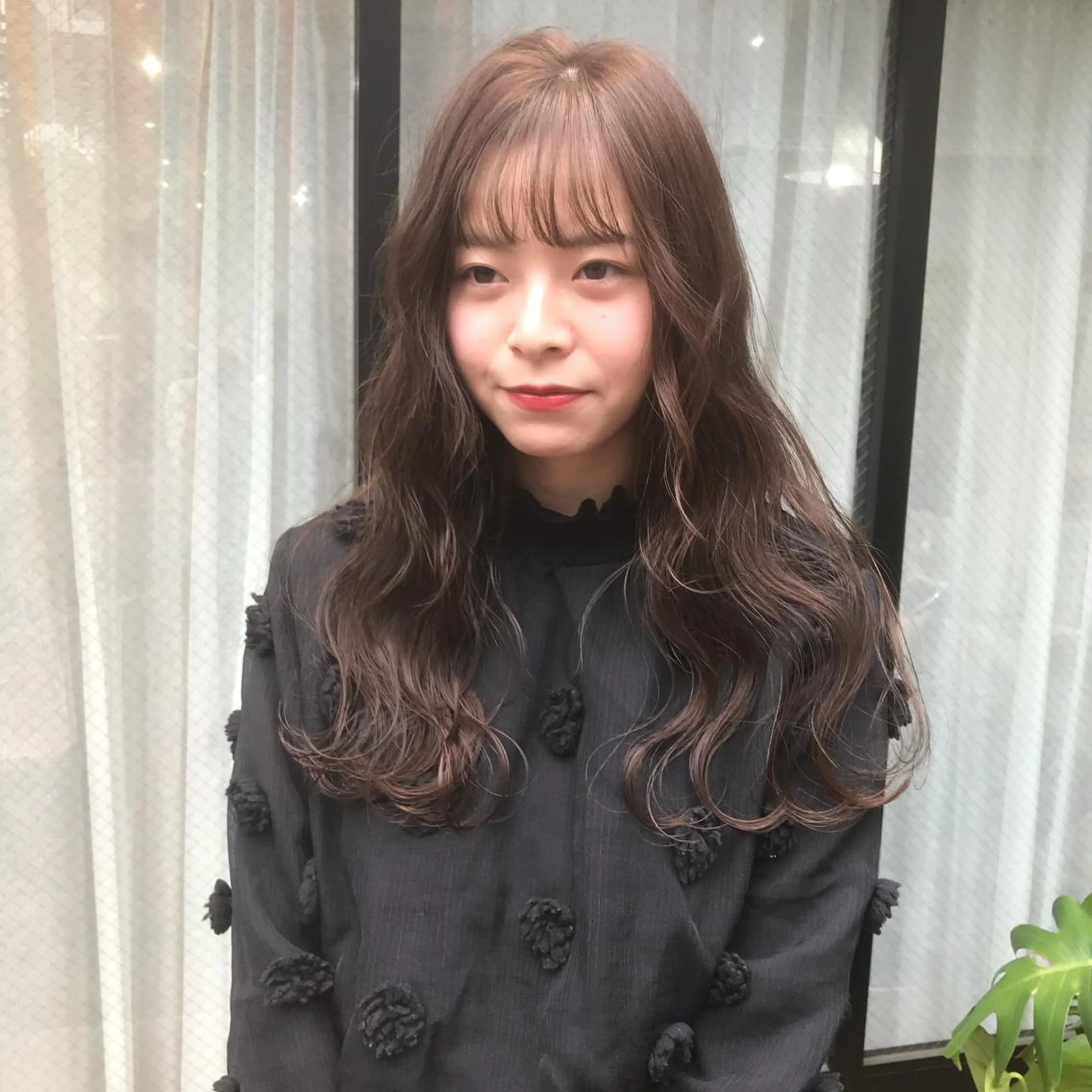 ロング カラー ベージュカラー ラベンダーカラー ラベンダーベージュ ヘアカラー トリートメント レイヤー/顔周り /AKARIのヘアスタイル