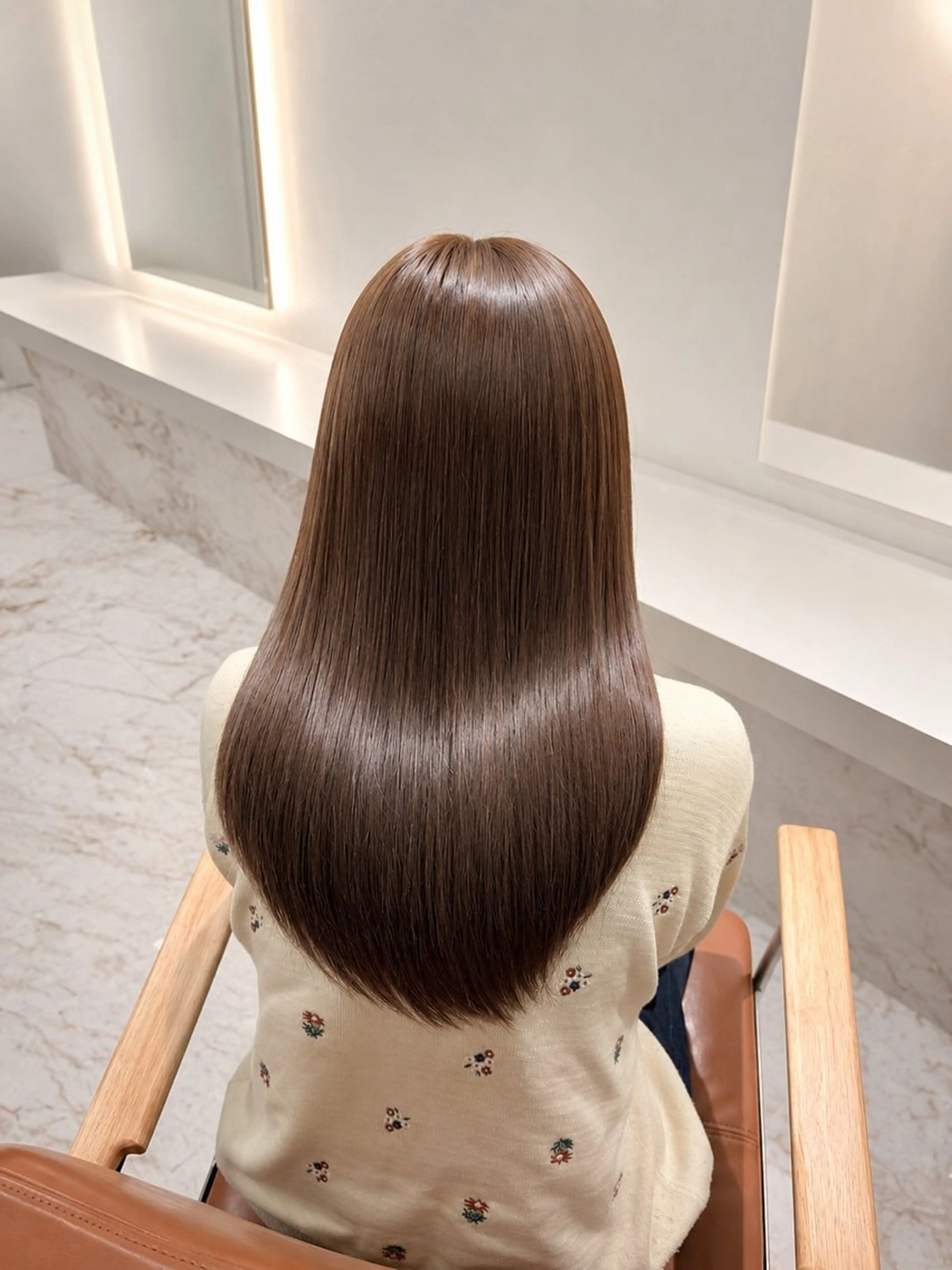 ロング SLASHスラッシュ 菅野あかねのヘアスタイル