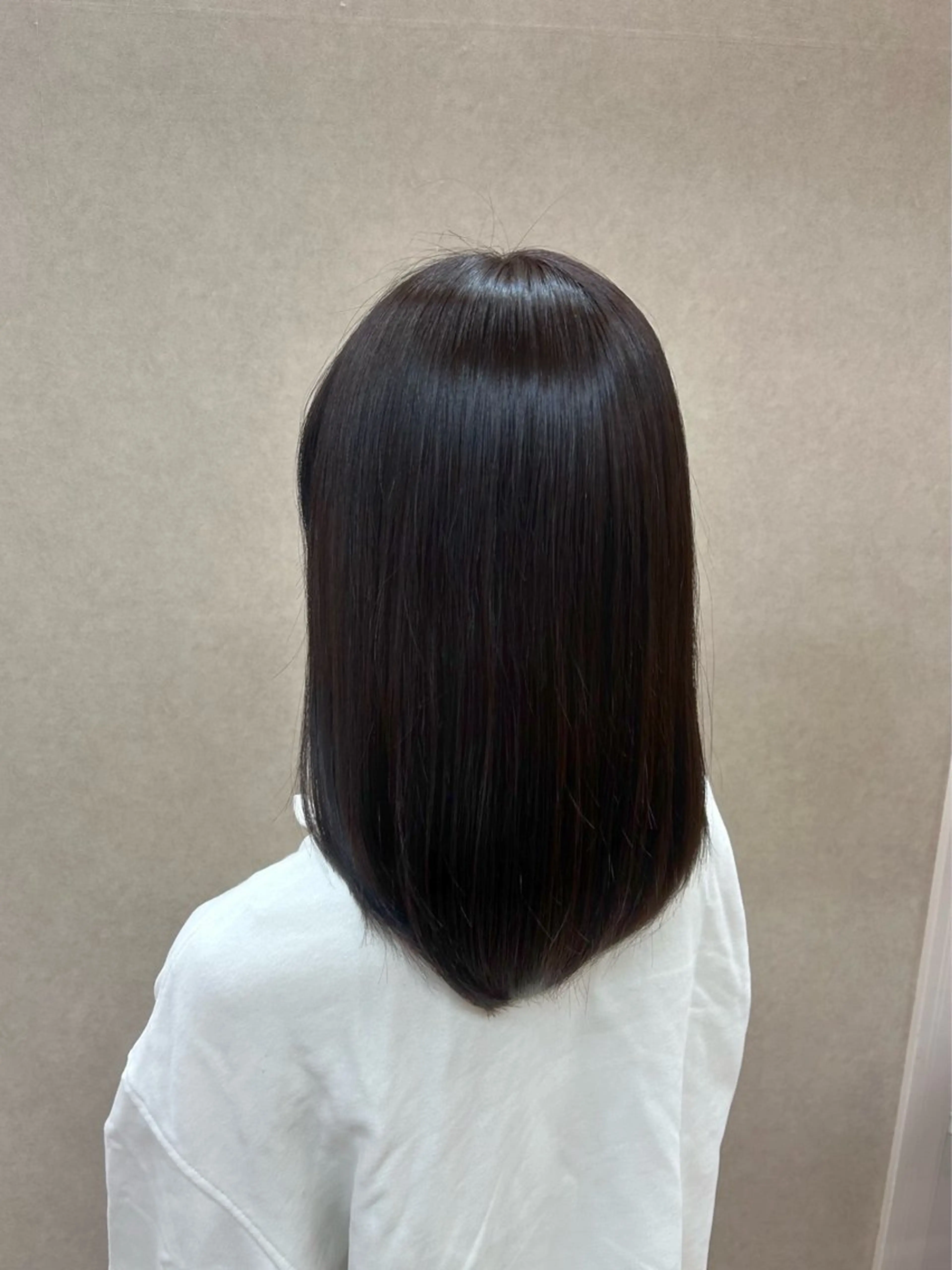 カラー 艶カラー🫧/ 板倉かなみのヘアスタイル