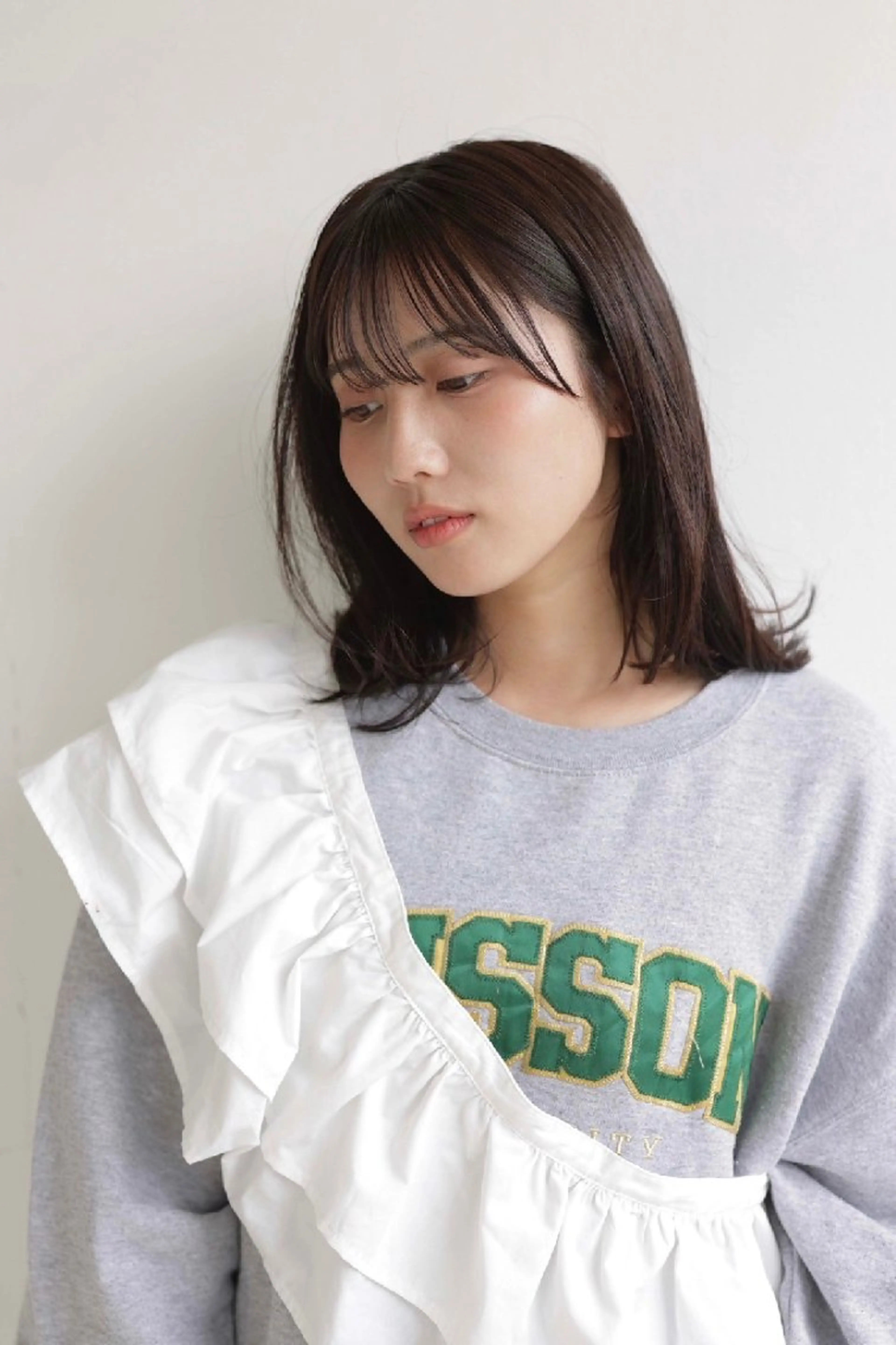 カラー 束感まつぱ🥑🤍 NATUKI🤍のヘアスタイル