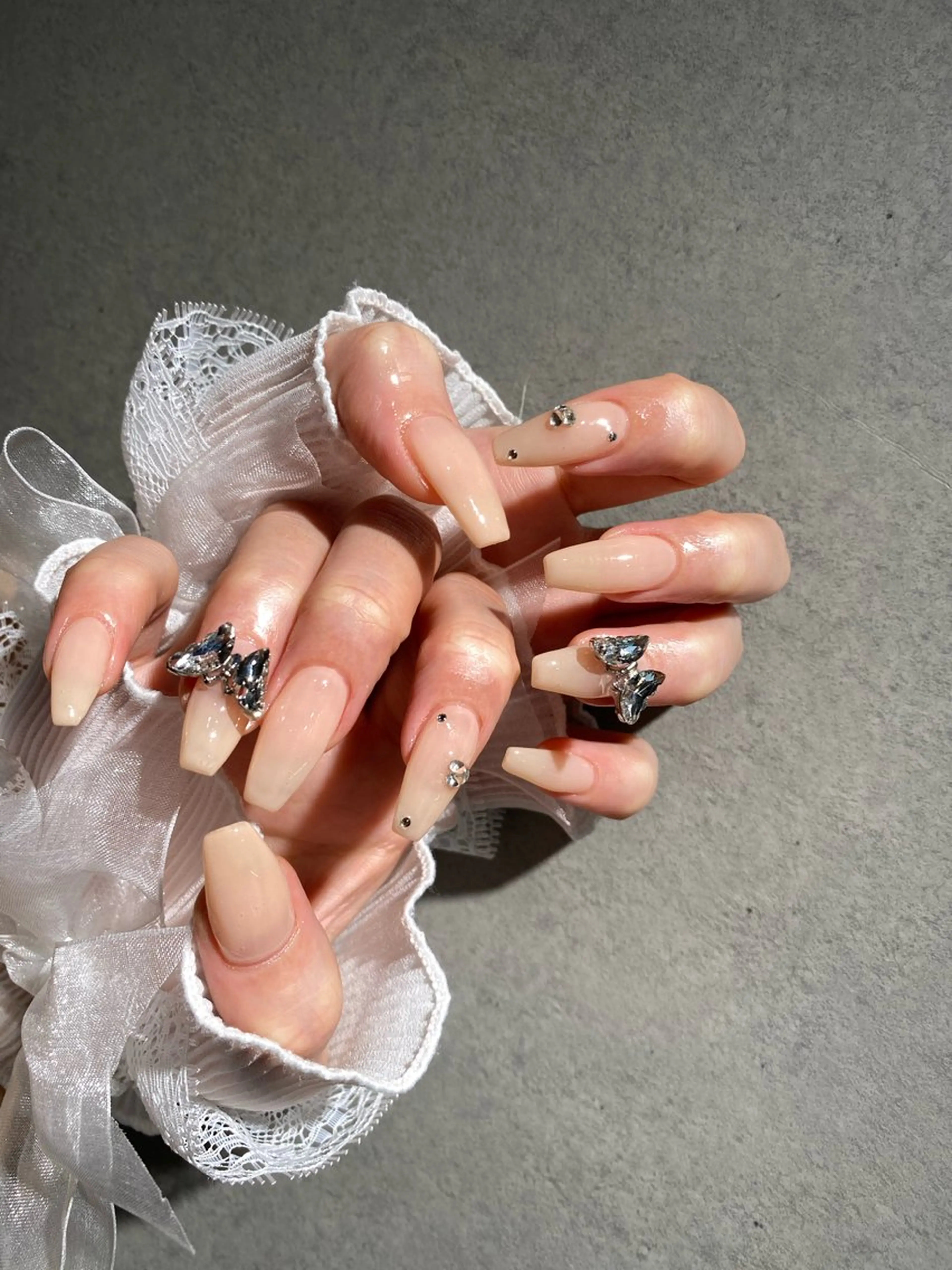 ネイル I-nailロング /ワンホン/キラキラのネイルデザイン