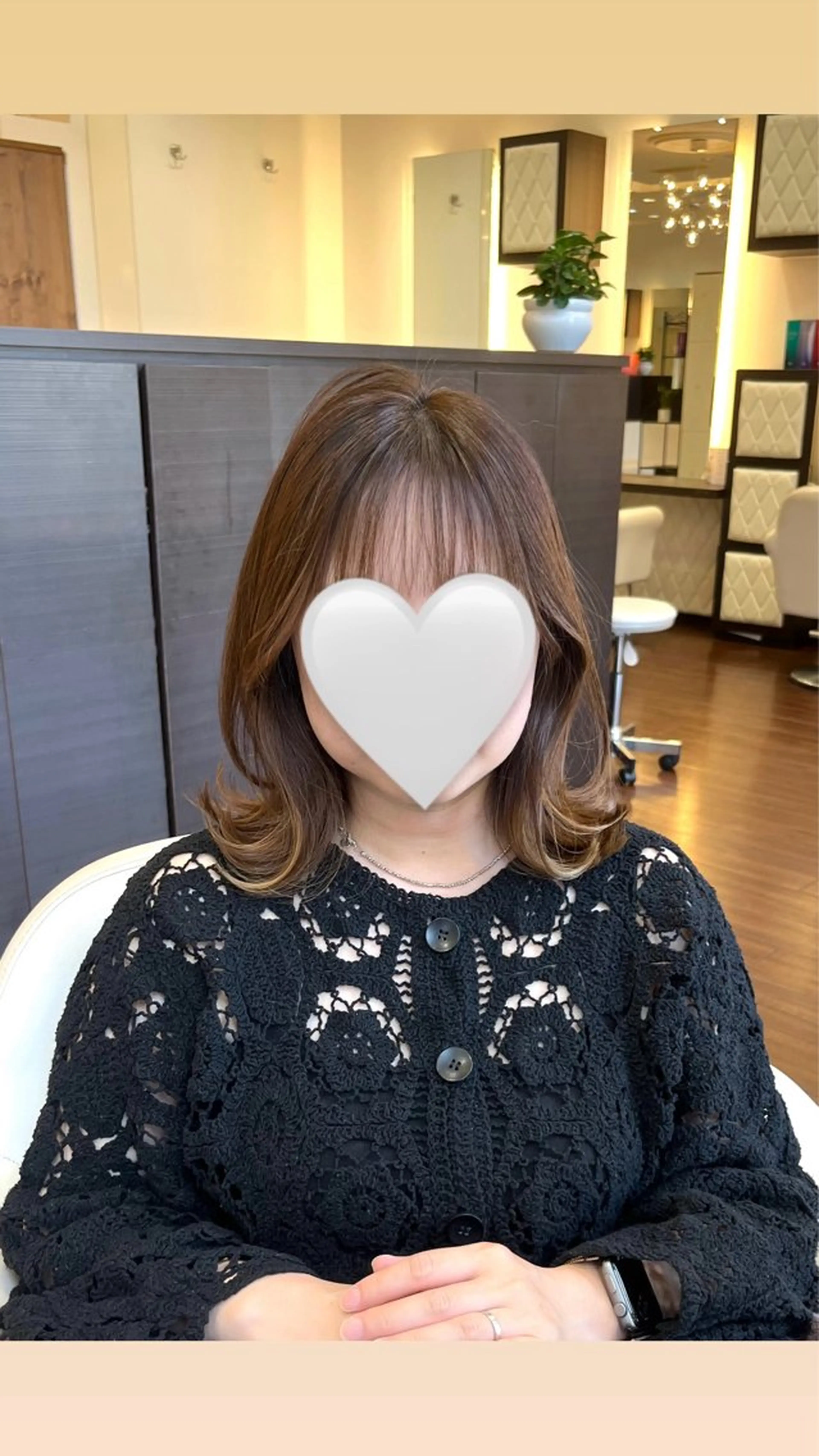 ミディアム くびれヘア レイヤーカット ショートカット 🖤ikoiのヘアスタイル