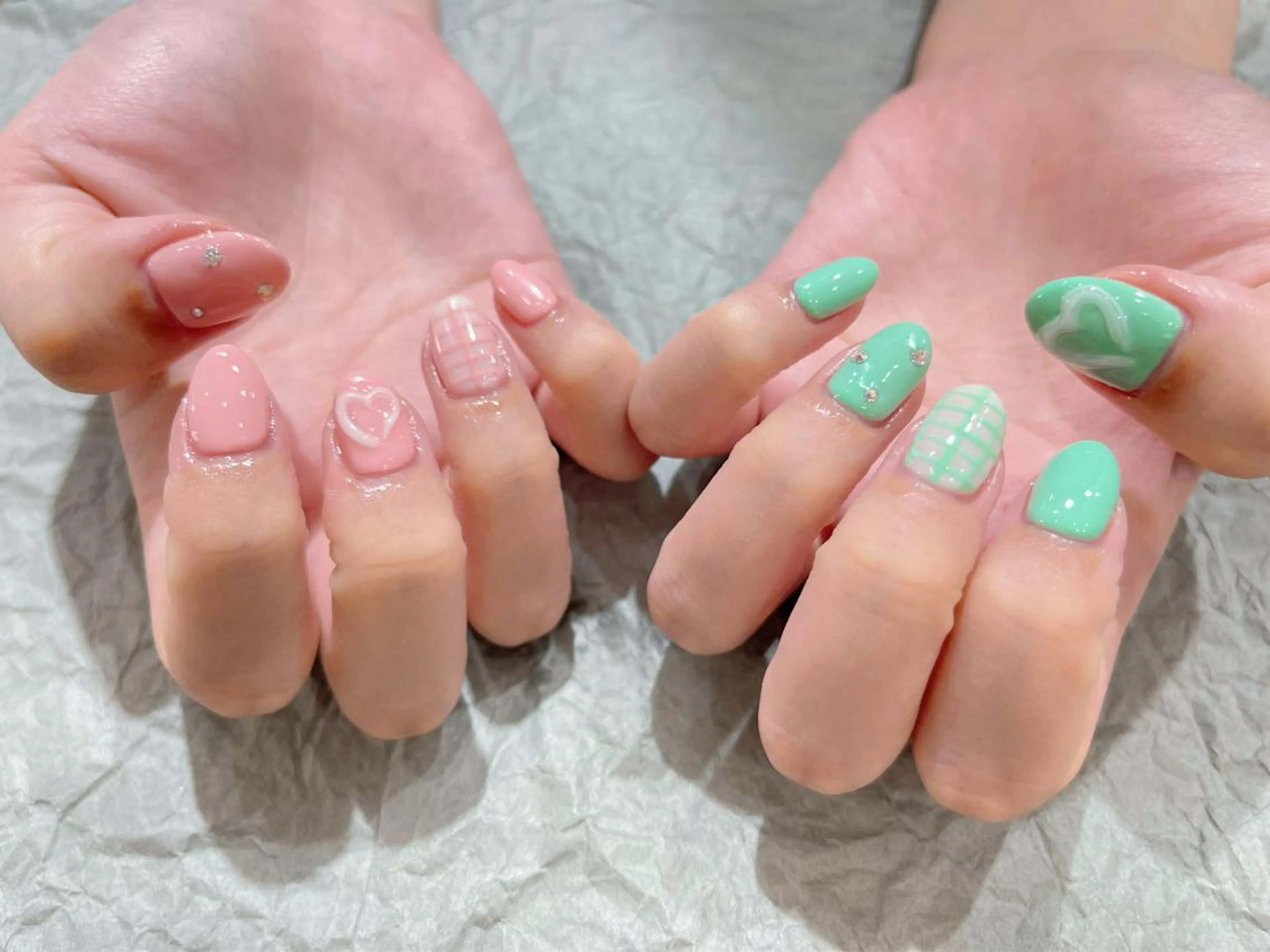 ネイル アートネイル ワンカラーネイル ストーンネイル Umi nail& eyelashのネイルデザイン