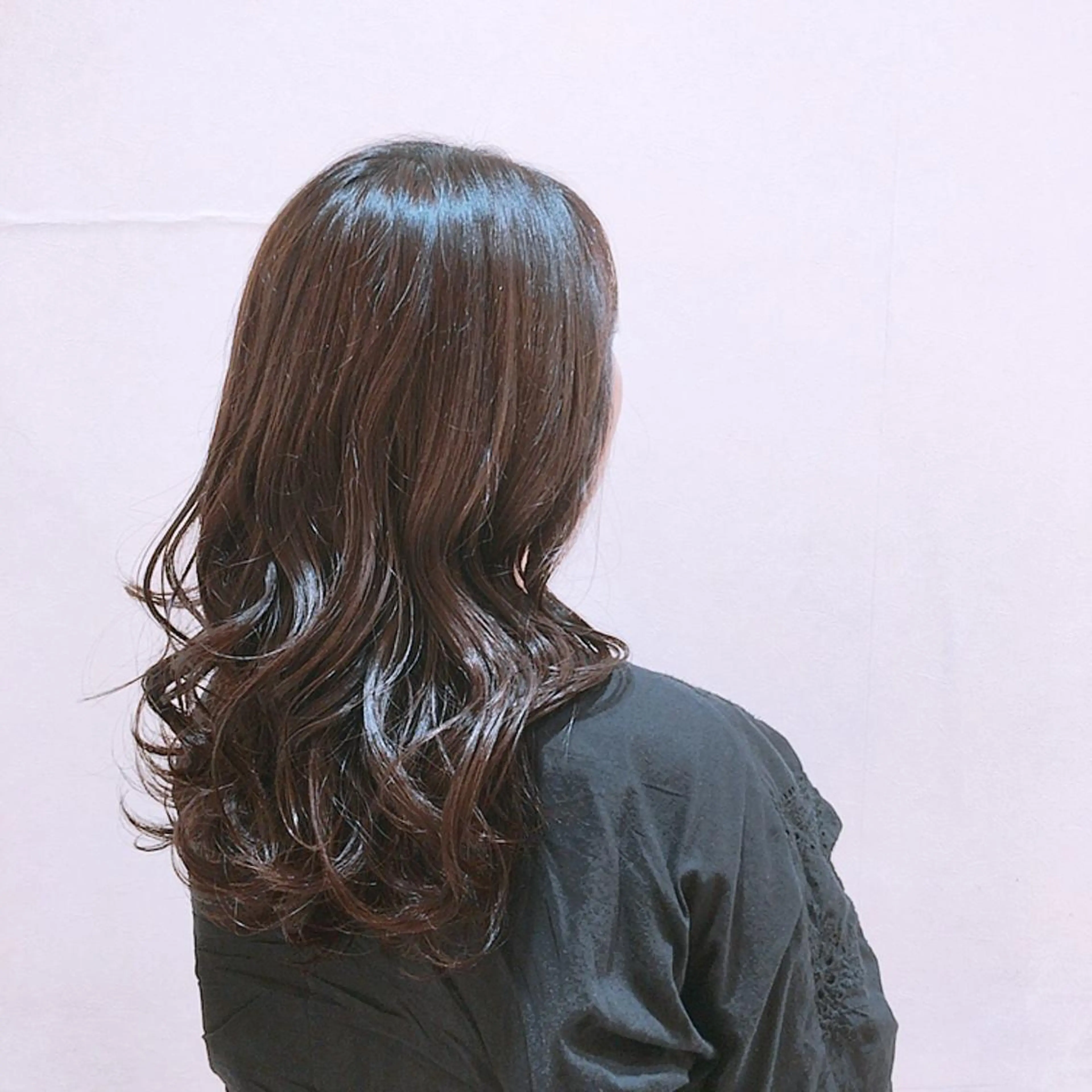 セミロング 吉原 雪乃のヘアスタイル