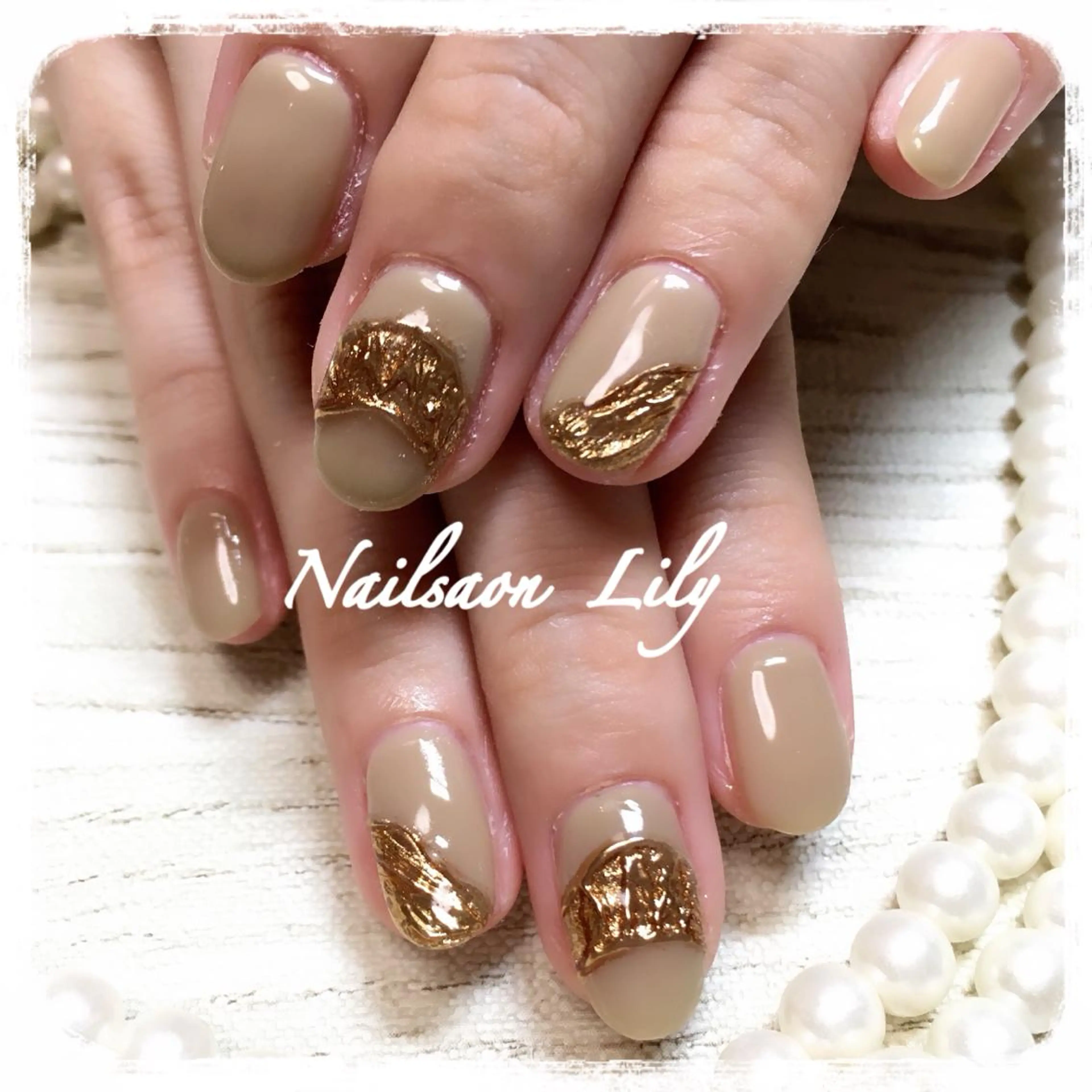 ネイル ミラーネイル Lily*nail 🌻Mii🌻のネイルデザイン