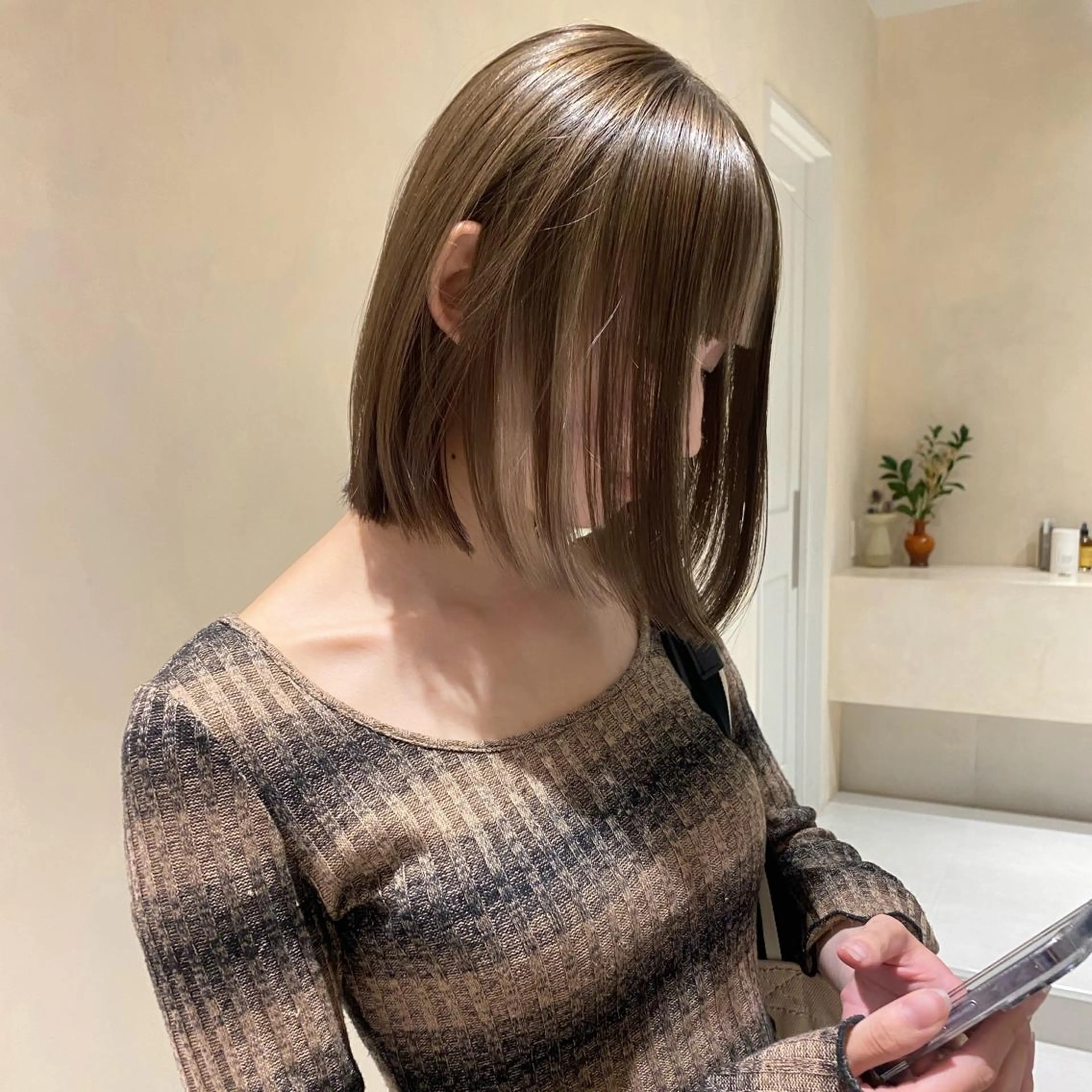 ショート カラー ボブ/ミニボブ 透明感カラーkadoのヘアスタイル