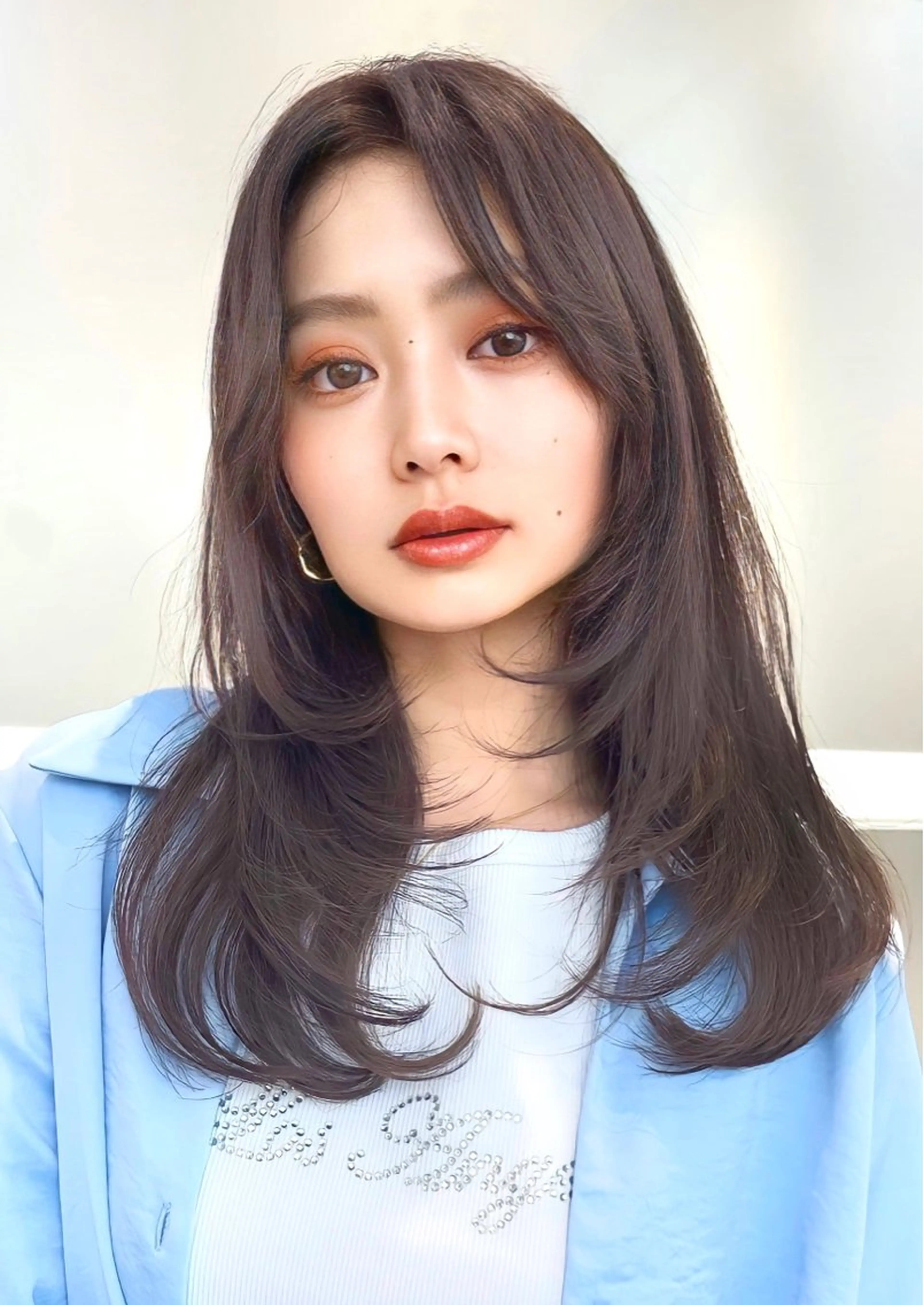 セミロング カラー イルミナカラー くびれヘア エギョモリ 顔まわりレイヤー 顔周りカット カット ヘアカラー トリートメント 顔周り特化/韓国ヘア /レイヤー/吉野幸大のヘアスタイル