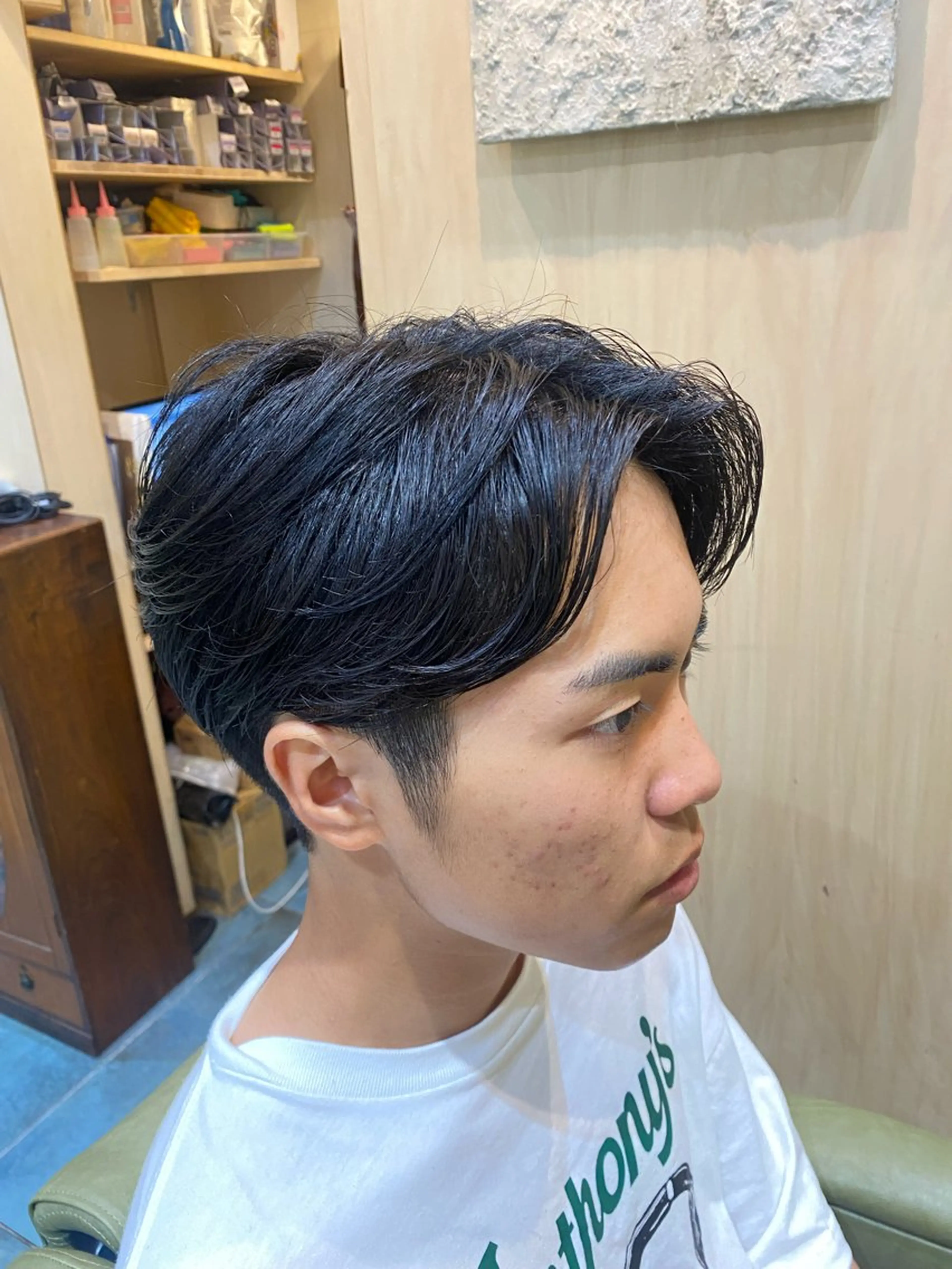 【汗でも崩れにくい自然なストレート👱】メンズカット＋曲がる縮毛矯正の写真