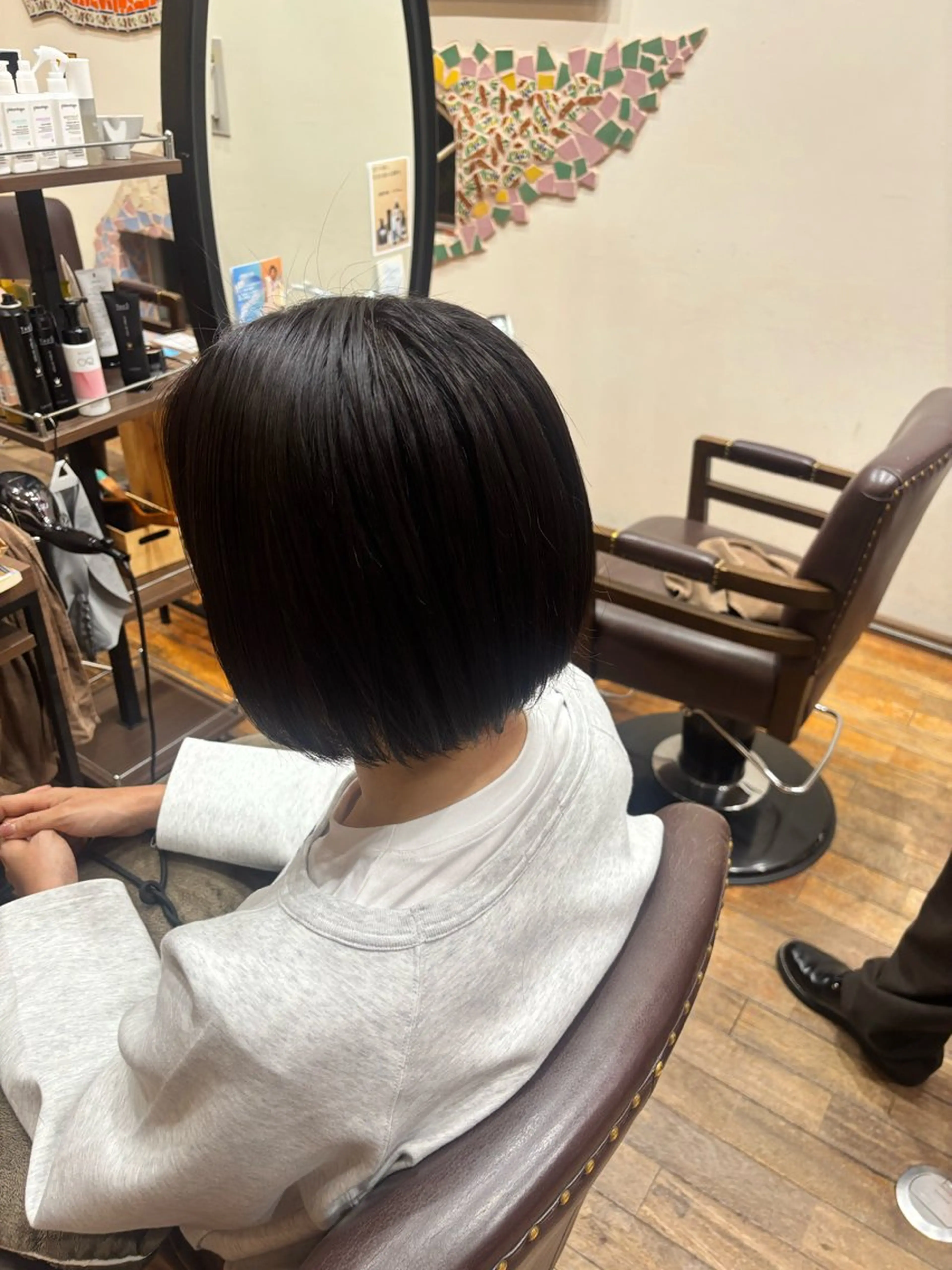 ショート カラー 透明感カラー ボブ ヘアカラー 尾崎 友駕のヘアスタイル
