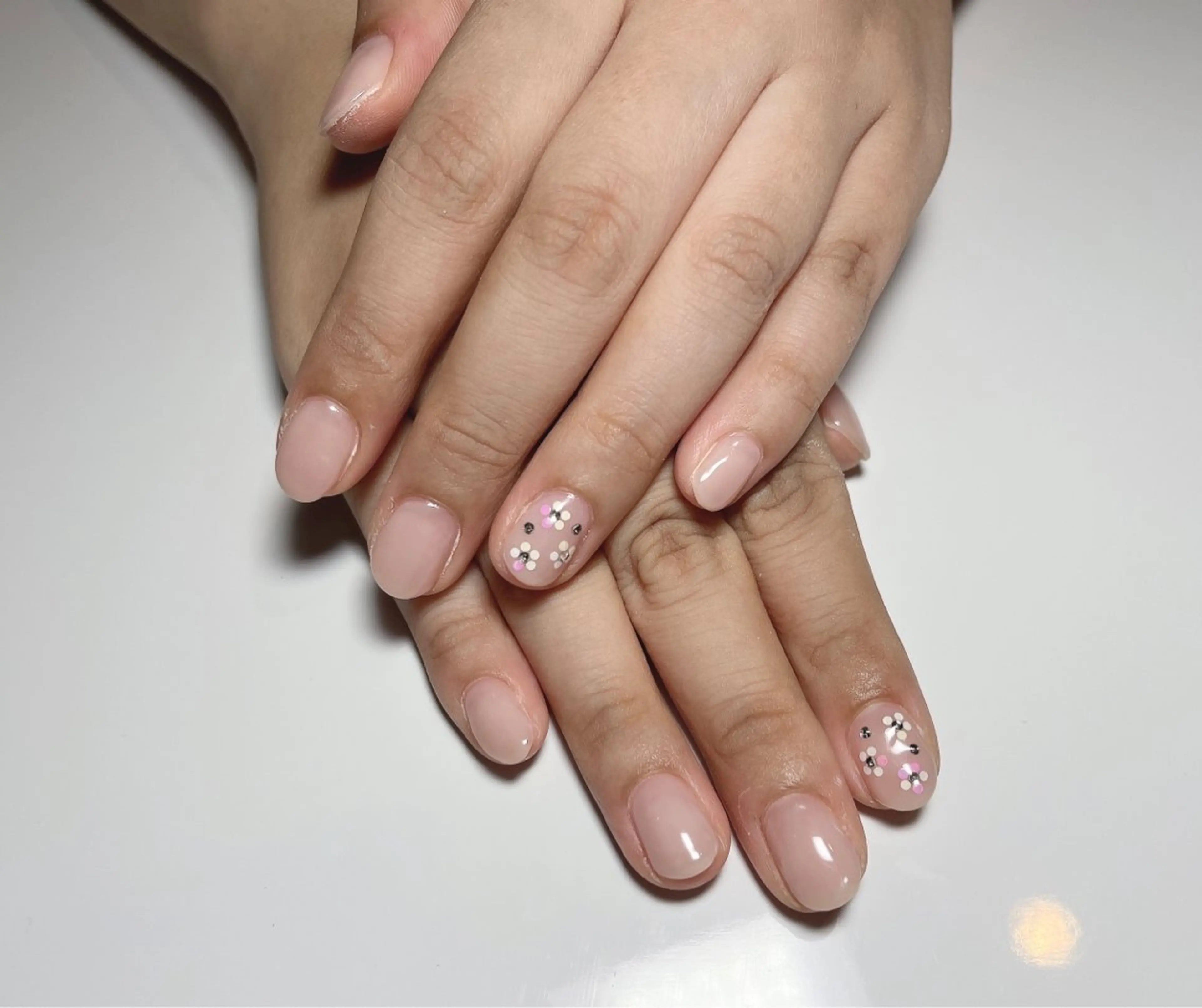 ネイル ハンドネイル ネイル脱毛 Reeのネイルデザイン