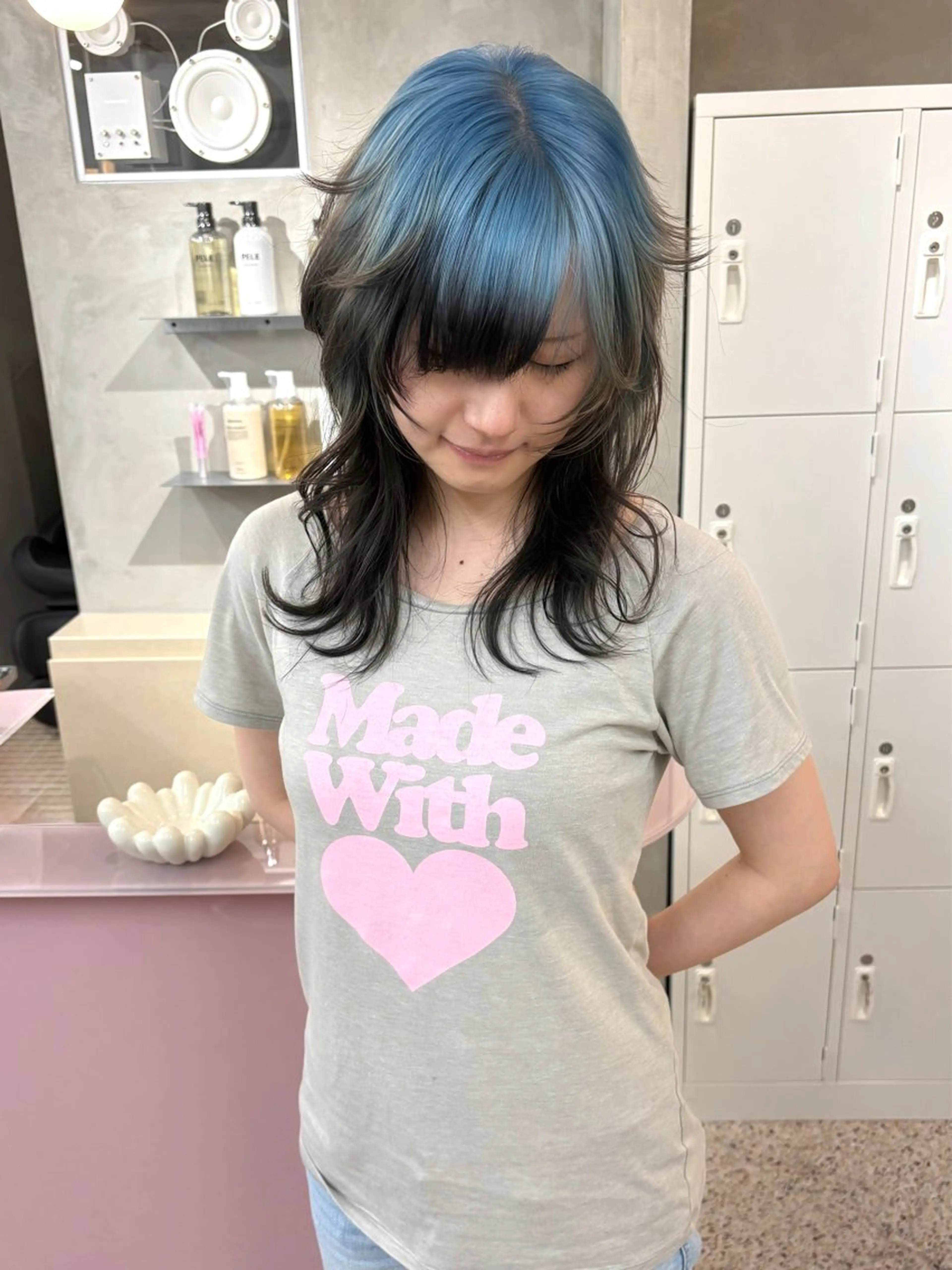 セミロング カラー ヘアカラー トリートメント PELEハイトーン shinobuのヘアスタイル