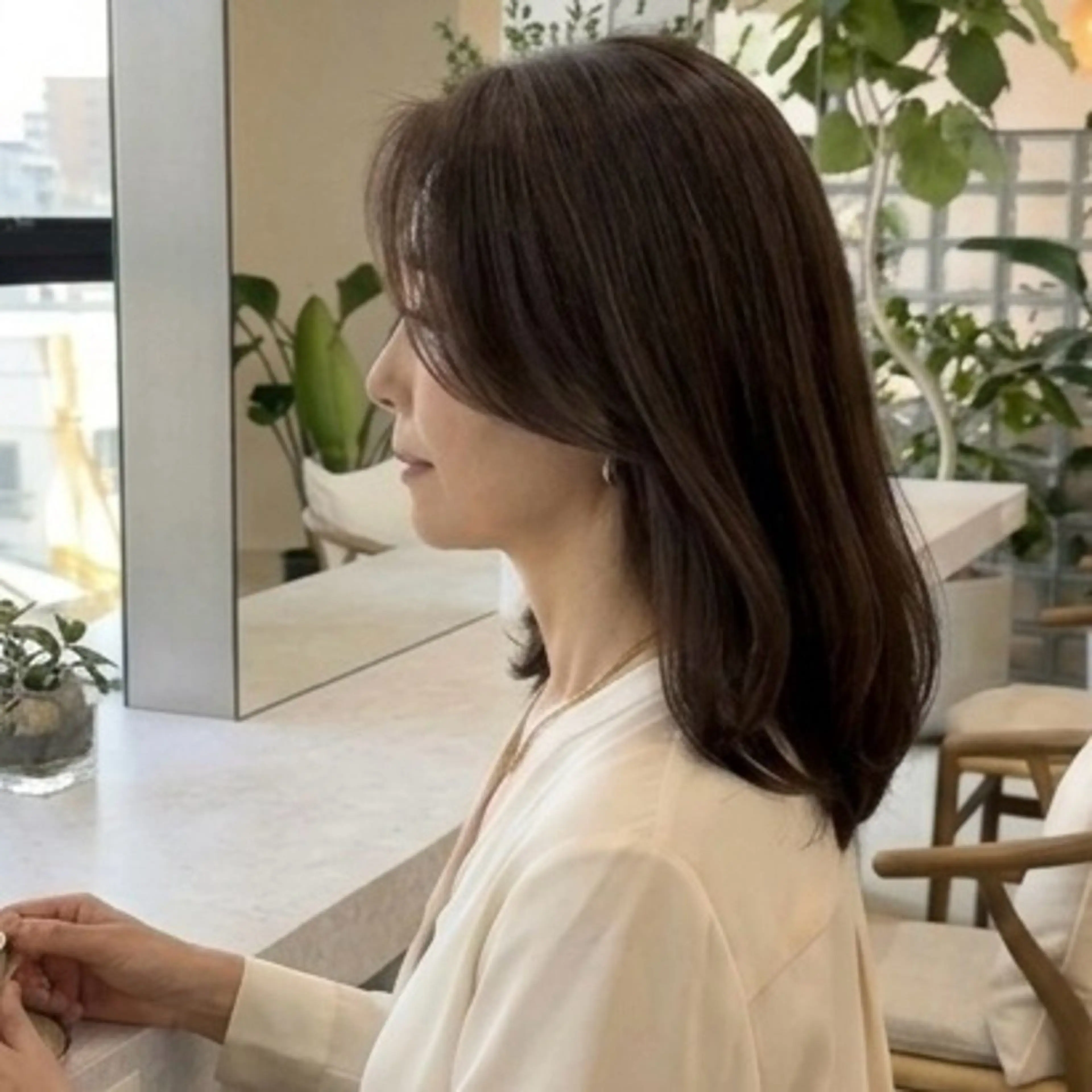 ミディアム カット ヘアカラー トリートメント 長岡 瑞希のヘアスタイル