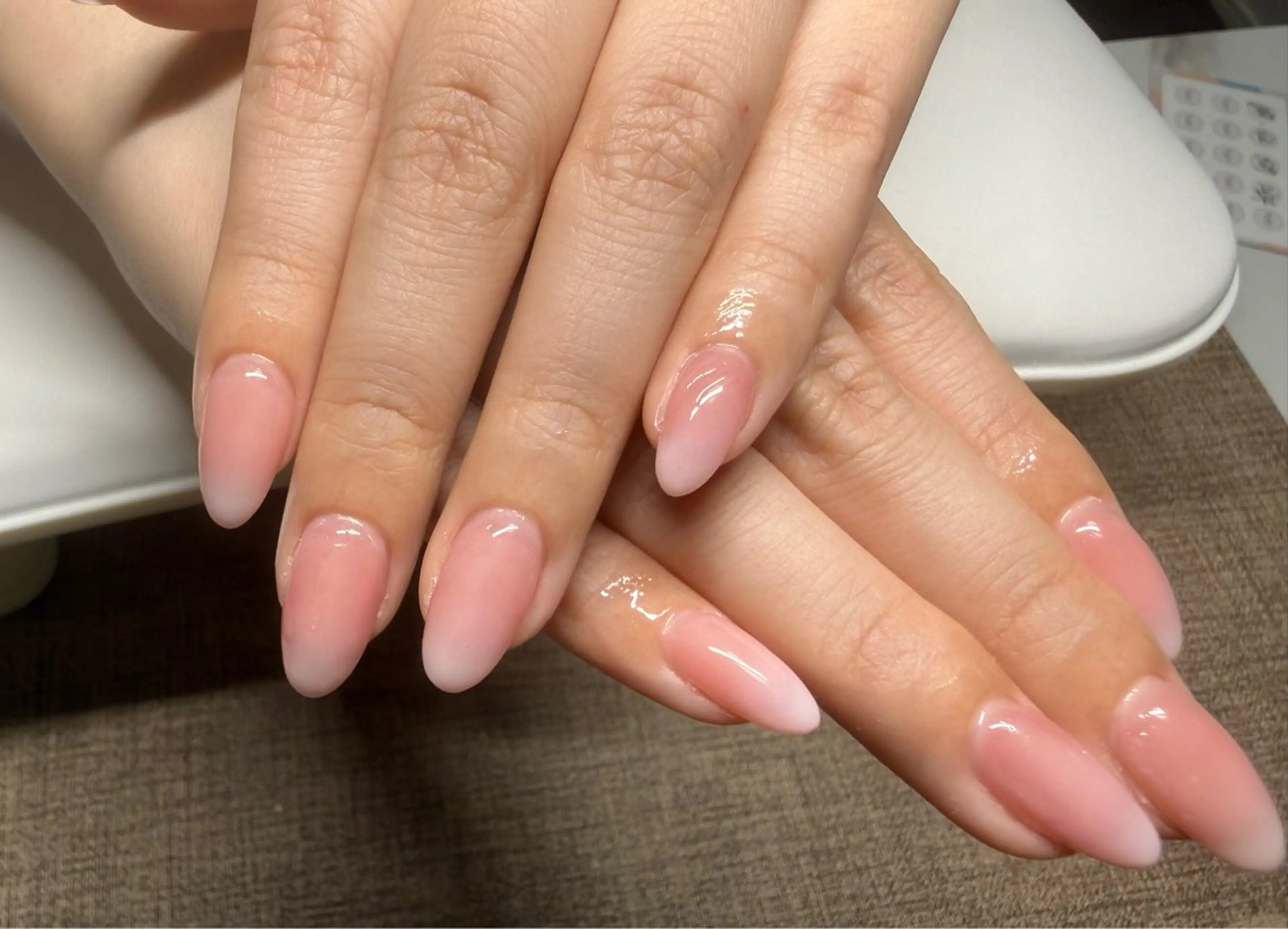 ネイル アートネイル べっ甲ネイル チークネイル 成人式 長さ出し ハンドネイル ハンドケア For you. Nail Salonのネイルデザイン
