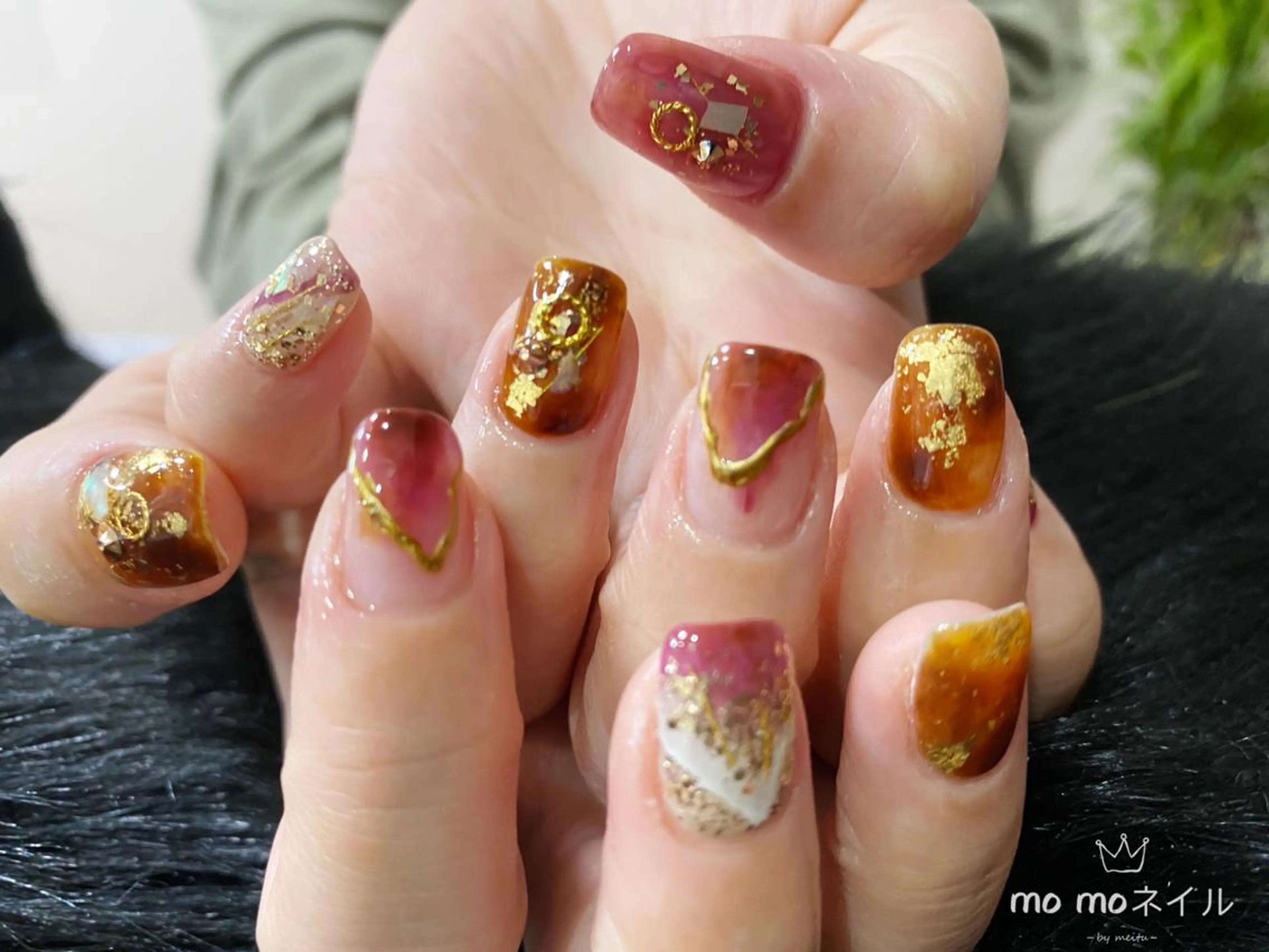 ネイル アートネイル べっ甲ネイル 持ち込み MOMO nailのネイルデザイン