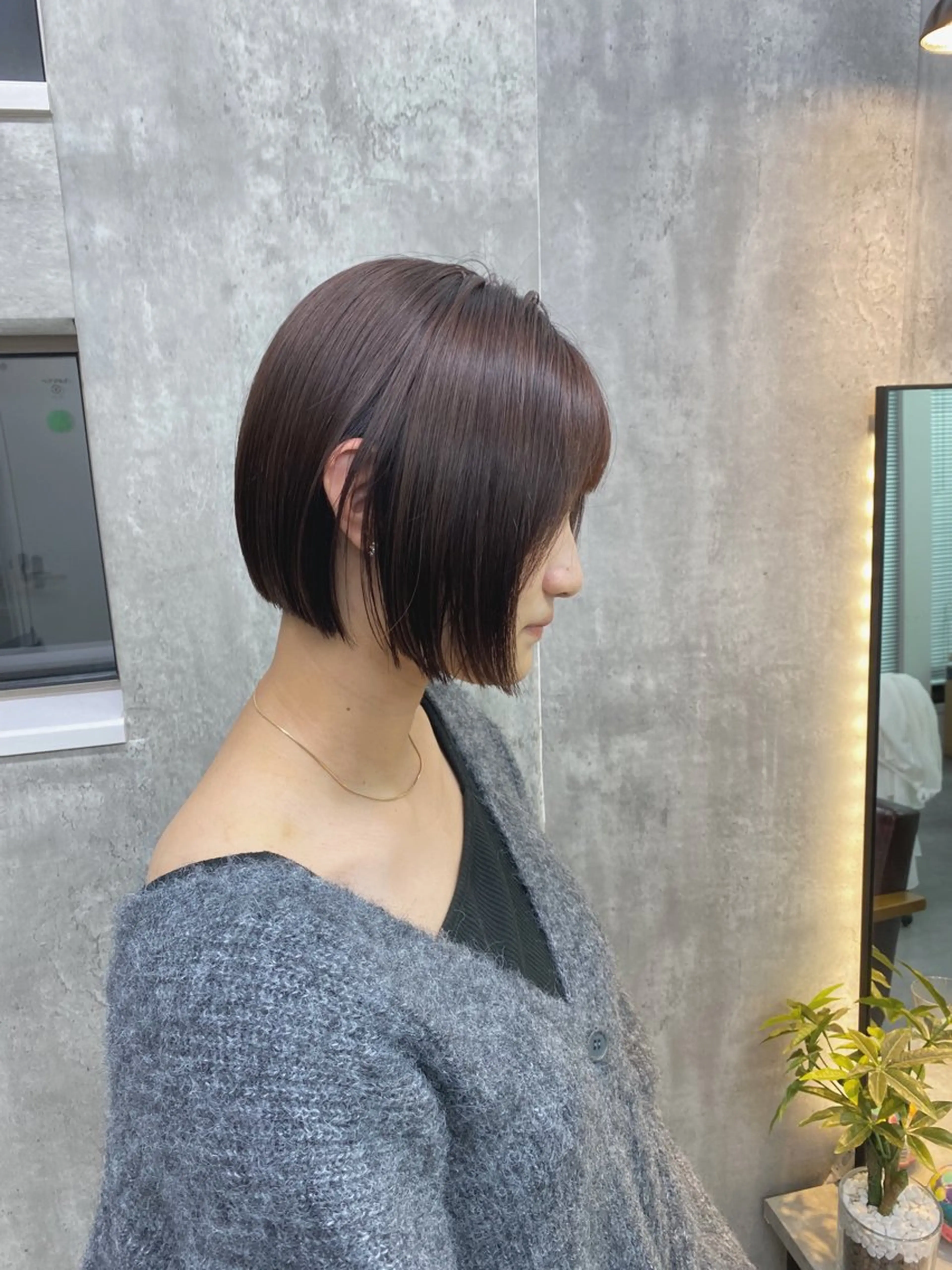 ショート 切りっぱなしボブ ボブ 1席のみの 美容室IKKIのヘアスタイル
