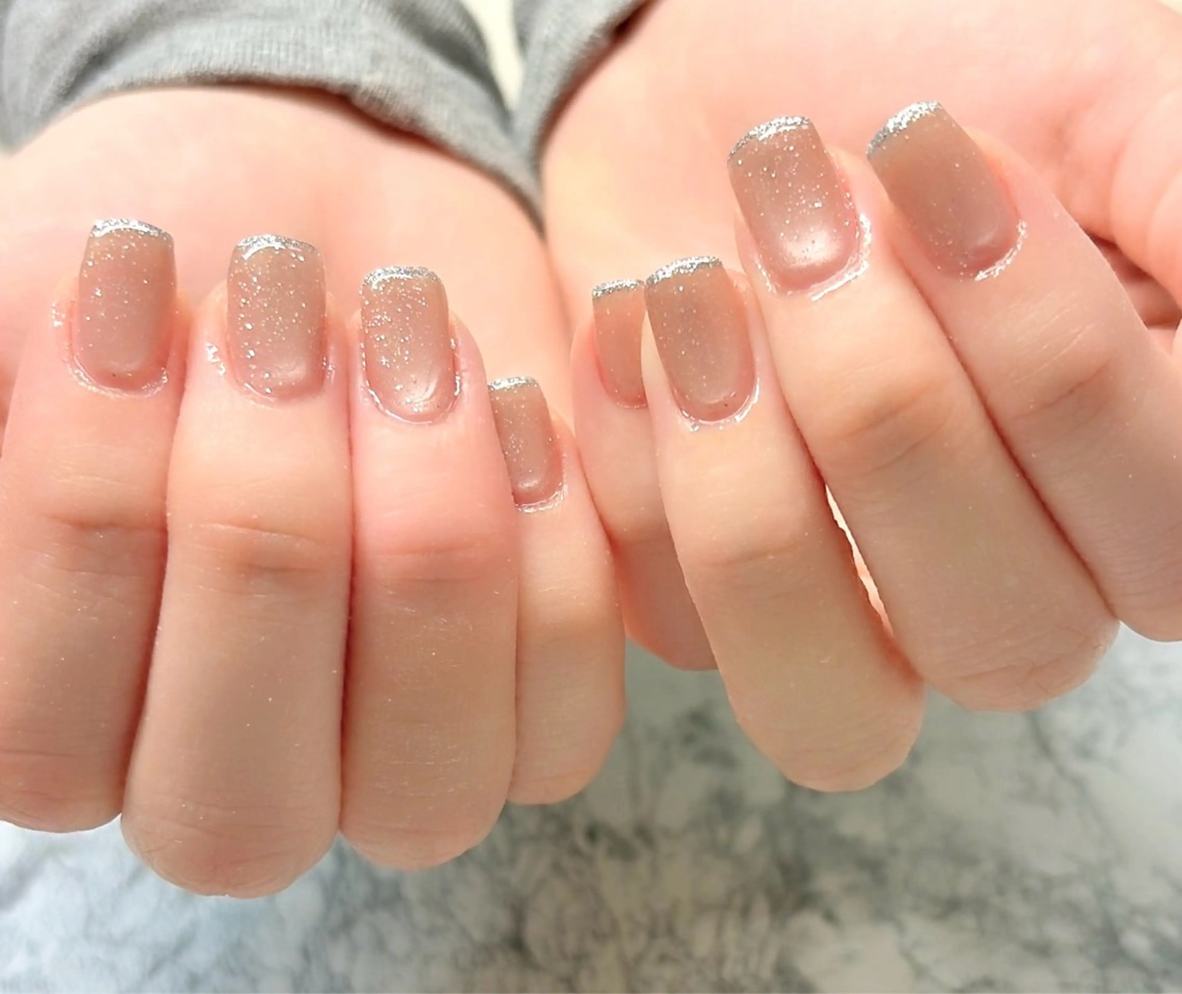 ハンド🌼シンプルアート🌼(オフ込み)の写真