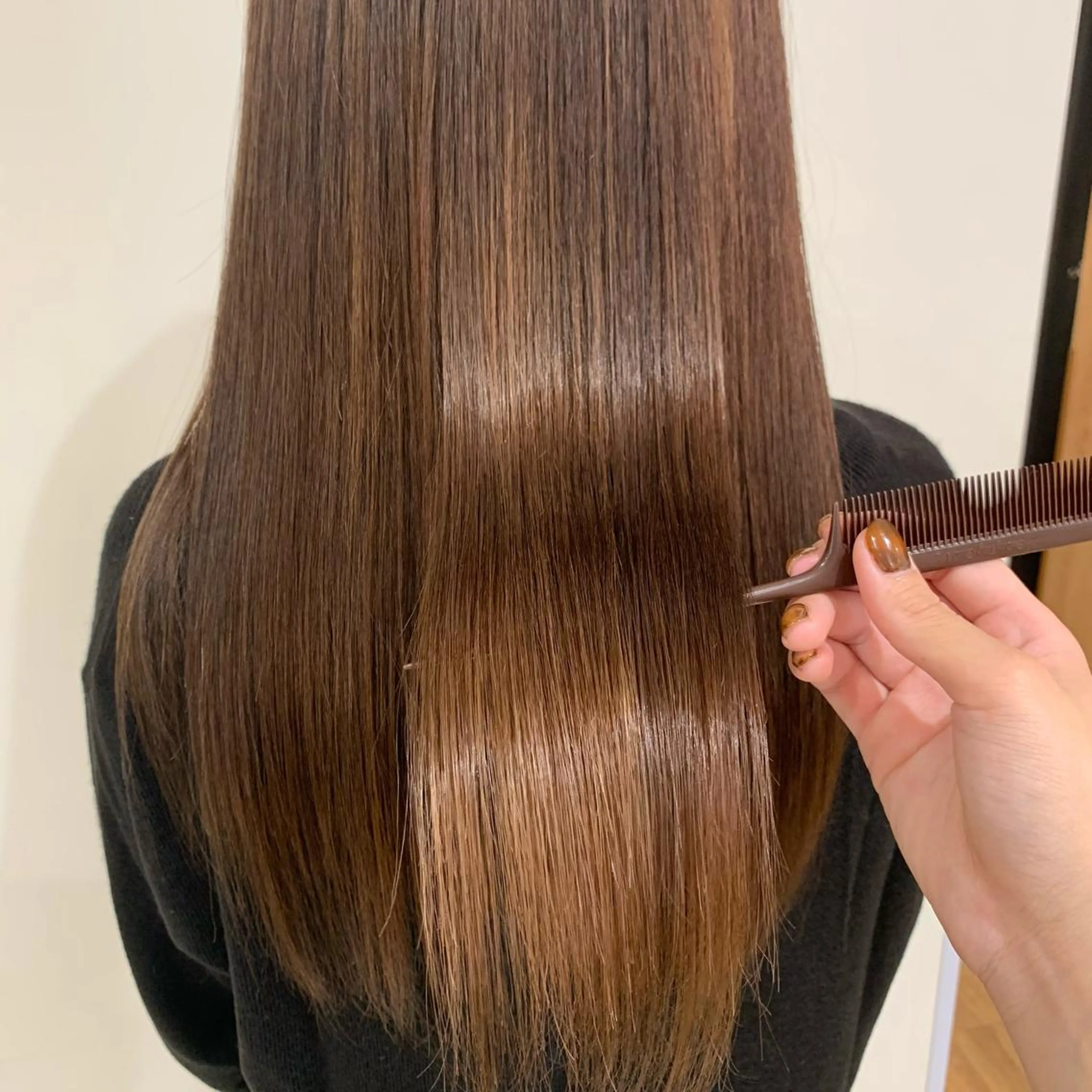 ロング 髪質改善 トリートメント カット トリートメント 透明感カラー 金村真子のヘアスタイル