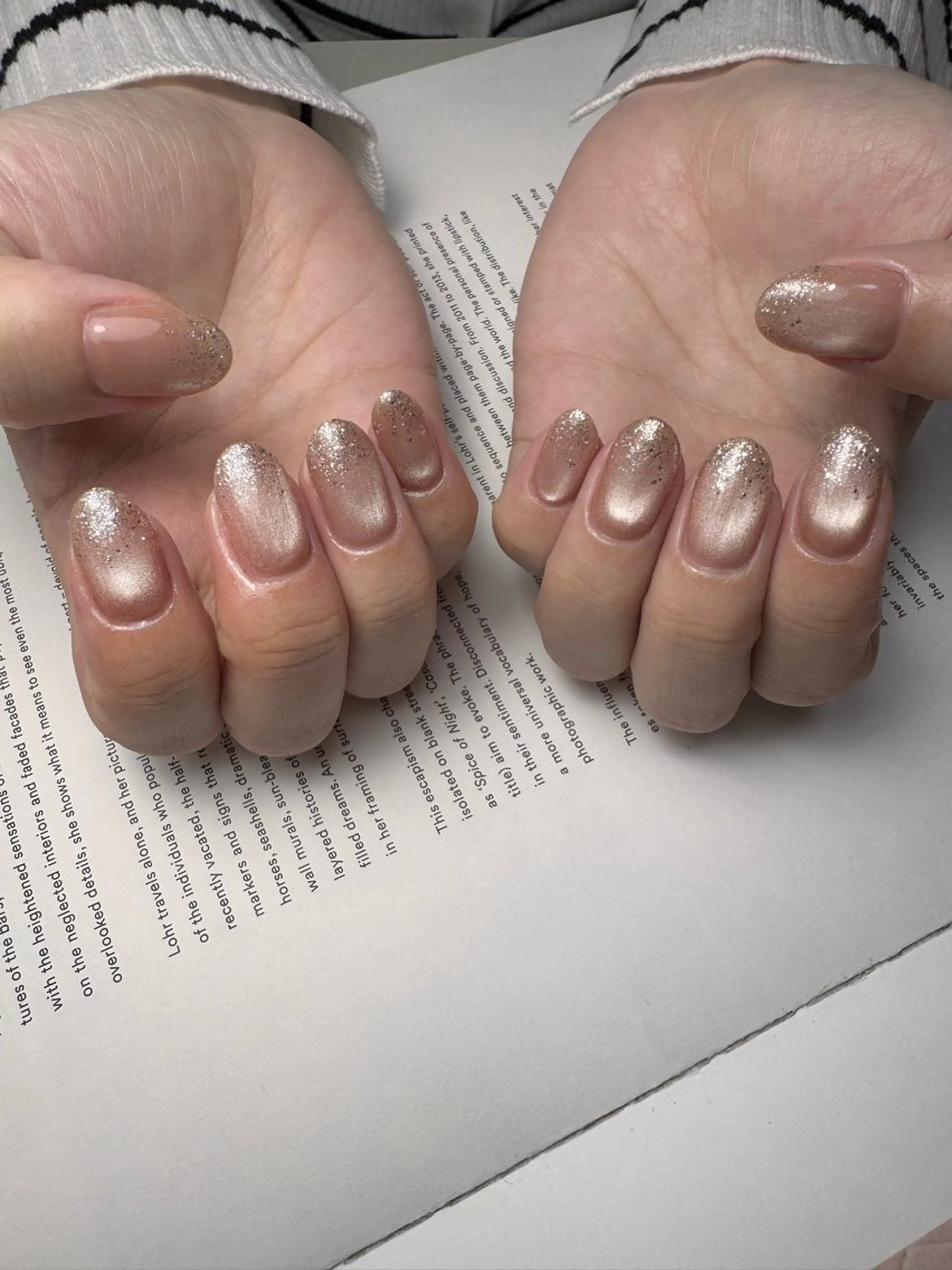 ネイル グラデーション ラメ(グリッター) ラメグラデーション マグネットネイル ハンドネイル 白日-hakubi nail-のネイルデザイン